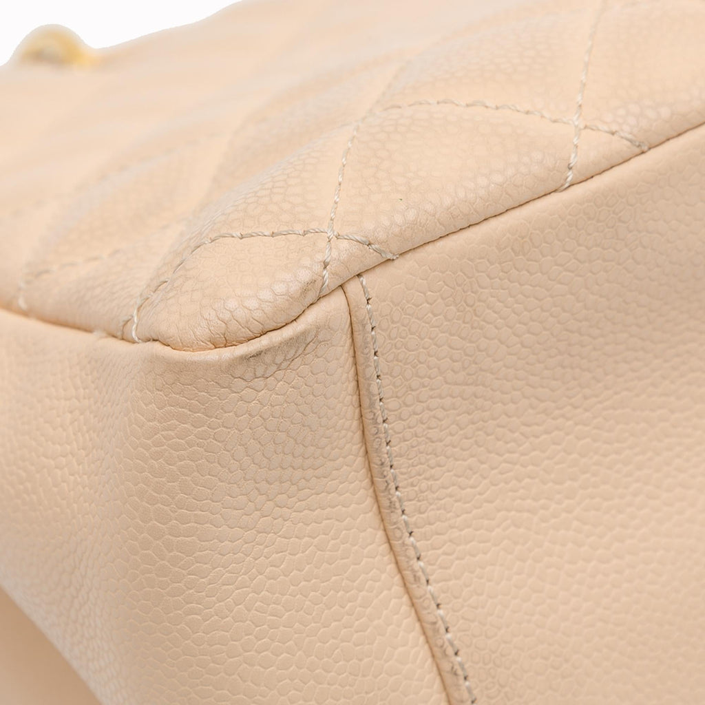 Chanel Caviar Grand Shopping Tote (SHG-V5TxH5)