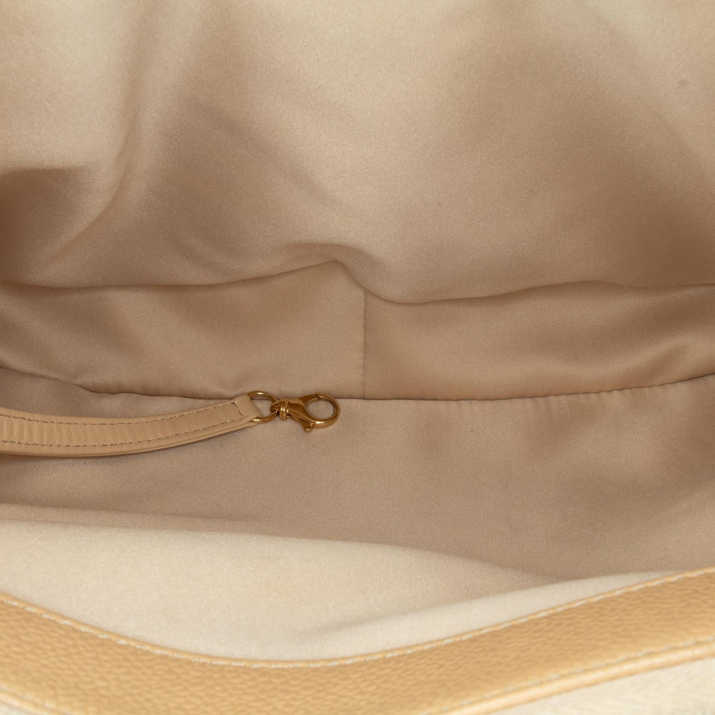 Chanel Caviar Grand Shopping Tote (SHG-Zsiq45)