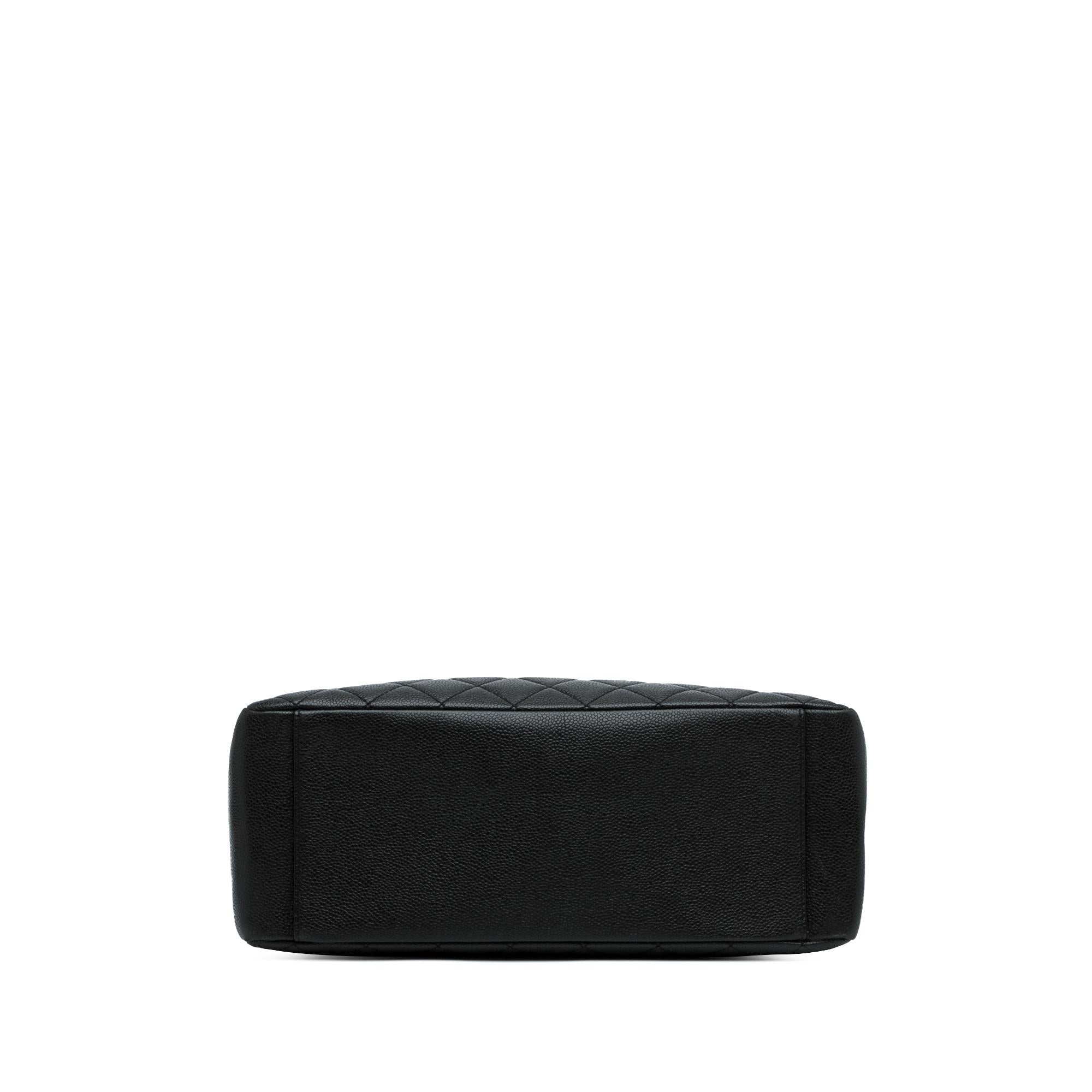 Chanel Caviar Grand Shopping Tote (SHG-UFHgzj)