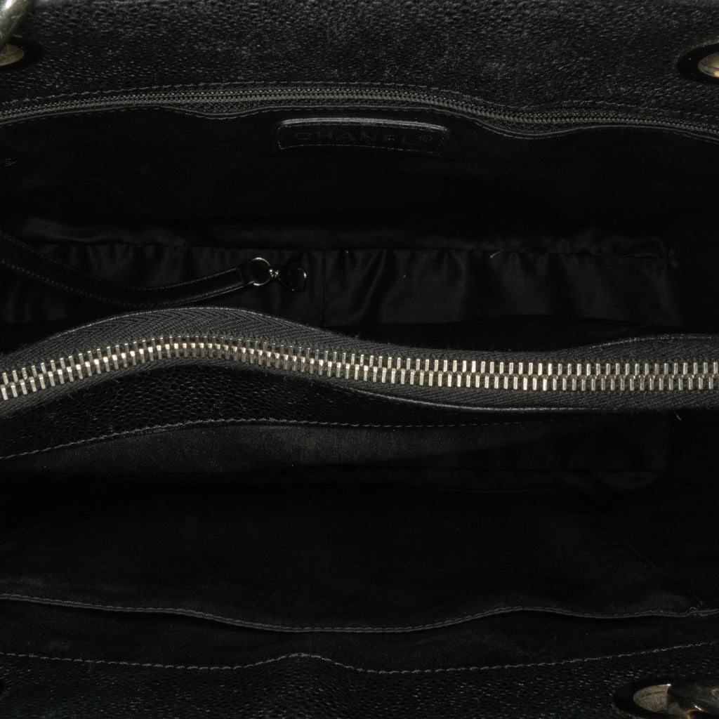 Chanel Caviar Grand Shopping Tote (SHG-UFHgzj)