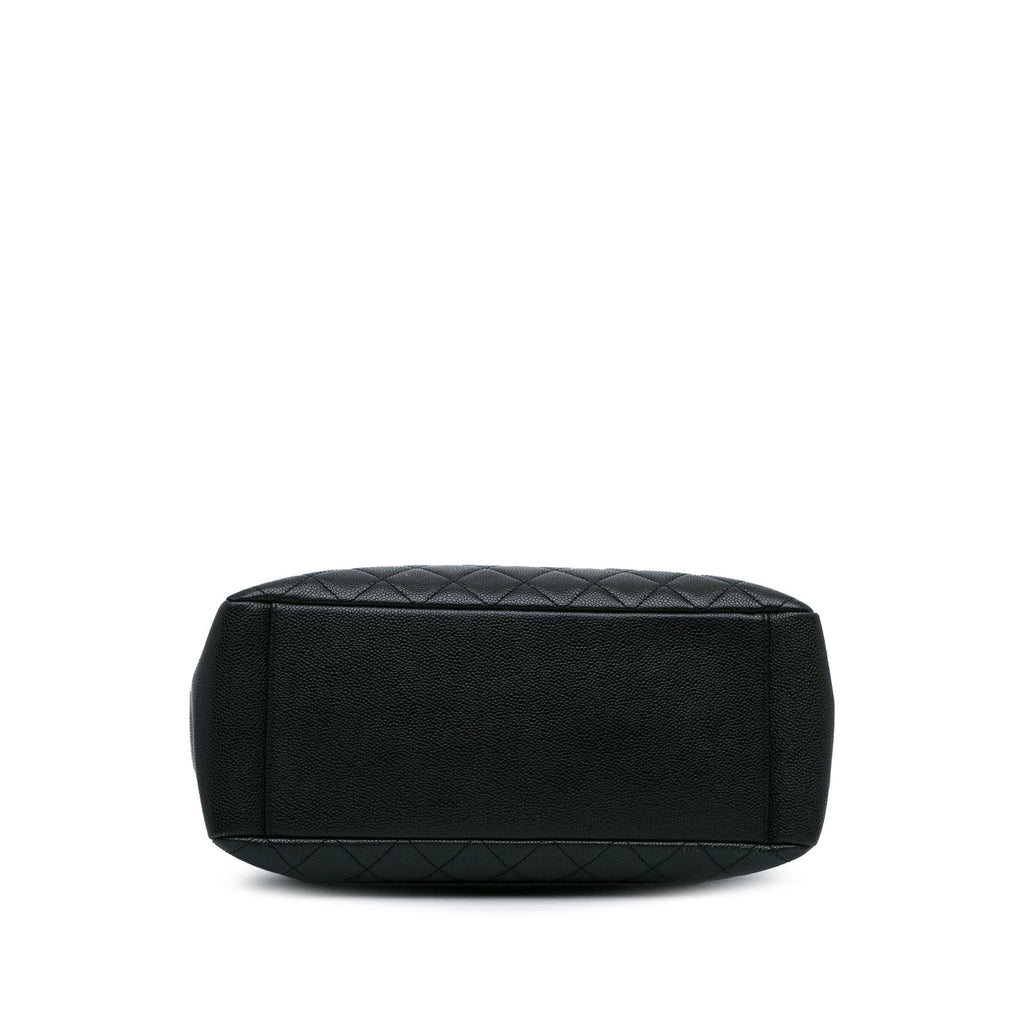 Chanel Caviar Grand Shopping Tote (SHG-LW8TUu)