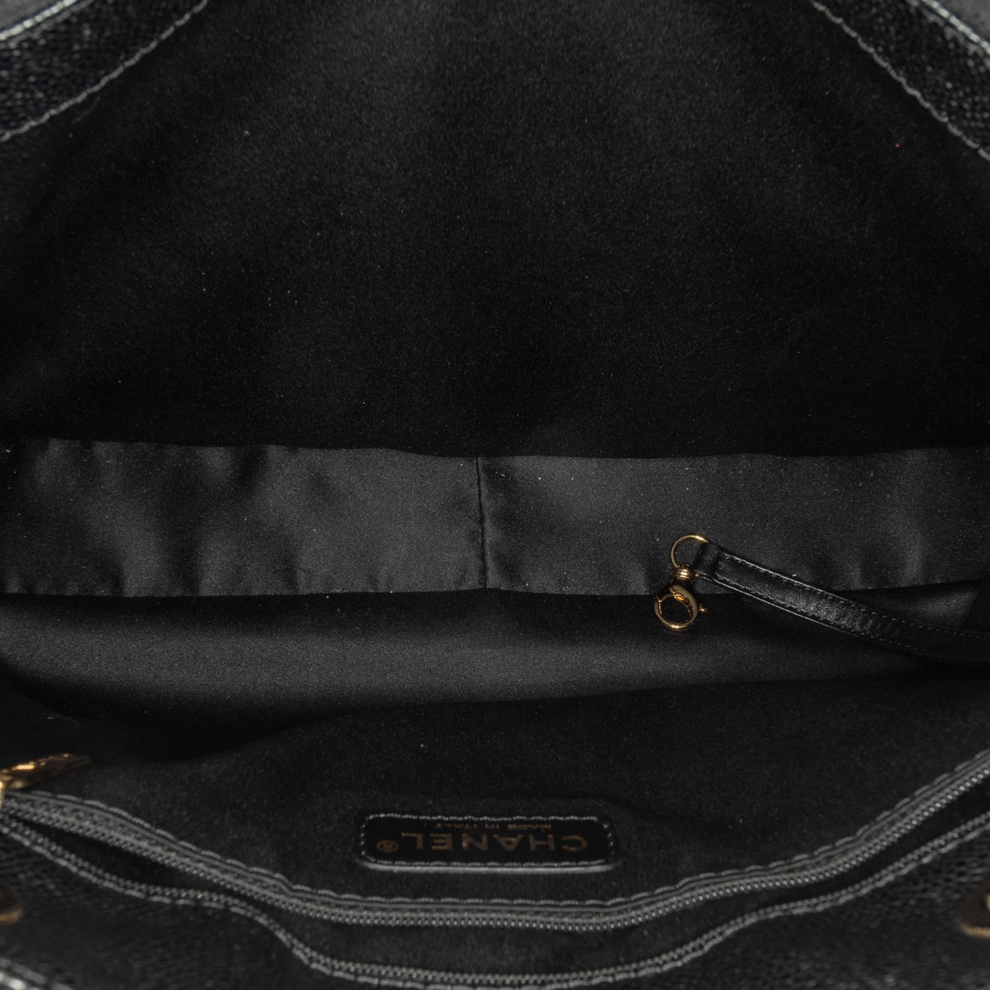 Chanel Caviar Grand Shopping Tote (SHG-LW8TUu)