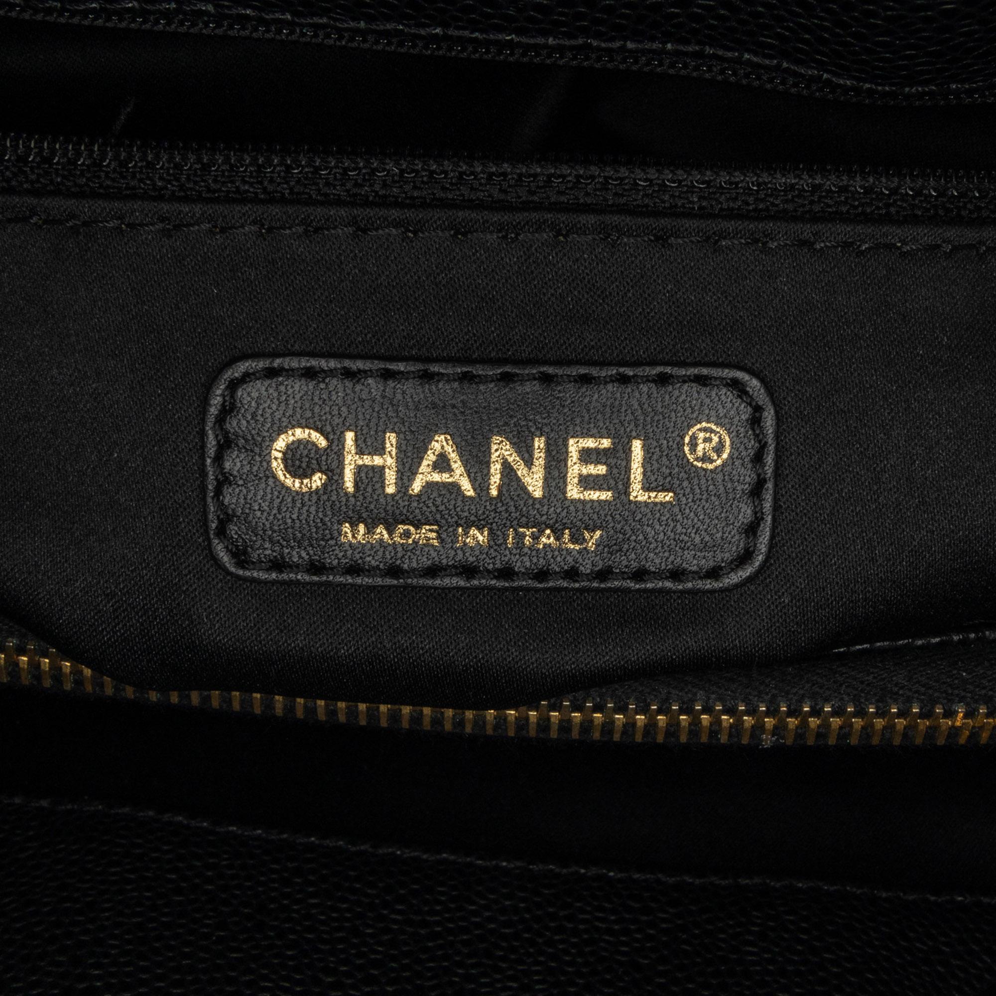 Chanel Caviar Grand Shopping Tote (SHG-LW8TUu)
