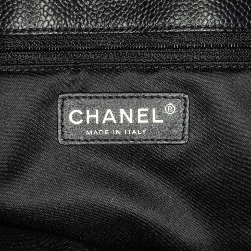 Chanel Caviar Grand Shopping Tote (SHG-aiJkXx)