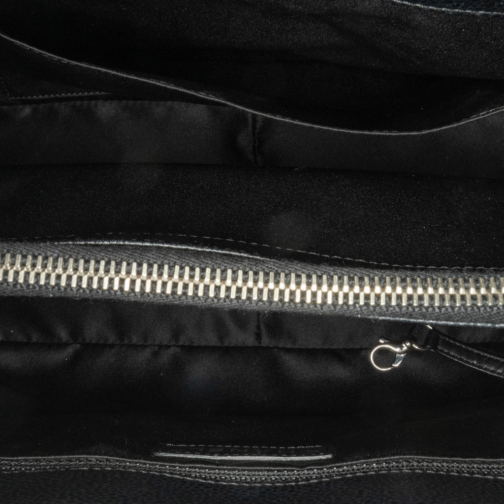 Chanel Caviar Grand Shopping Tote (SHG-aiJkXx)