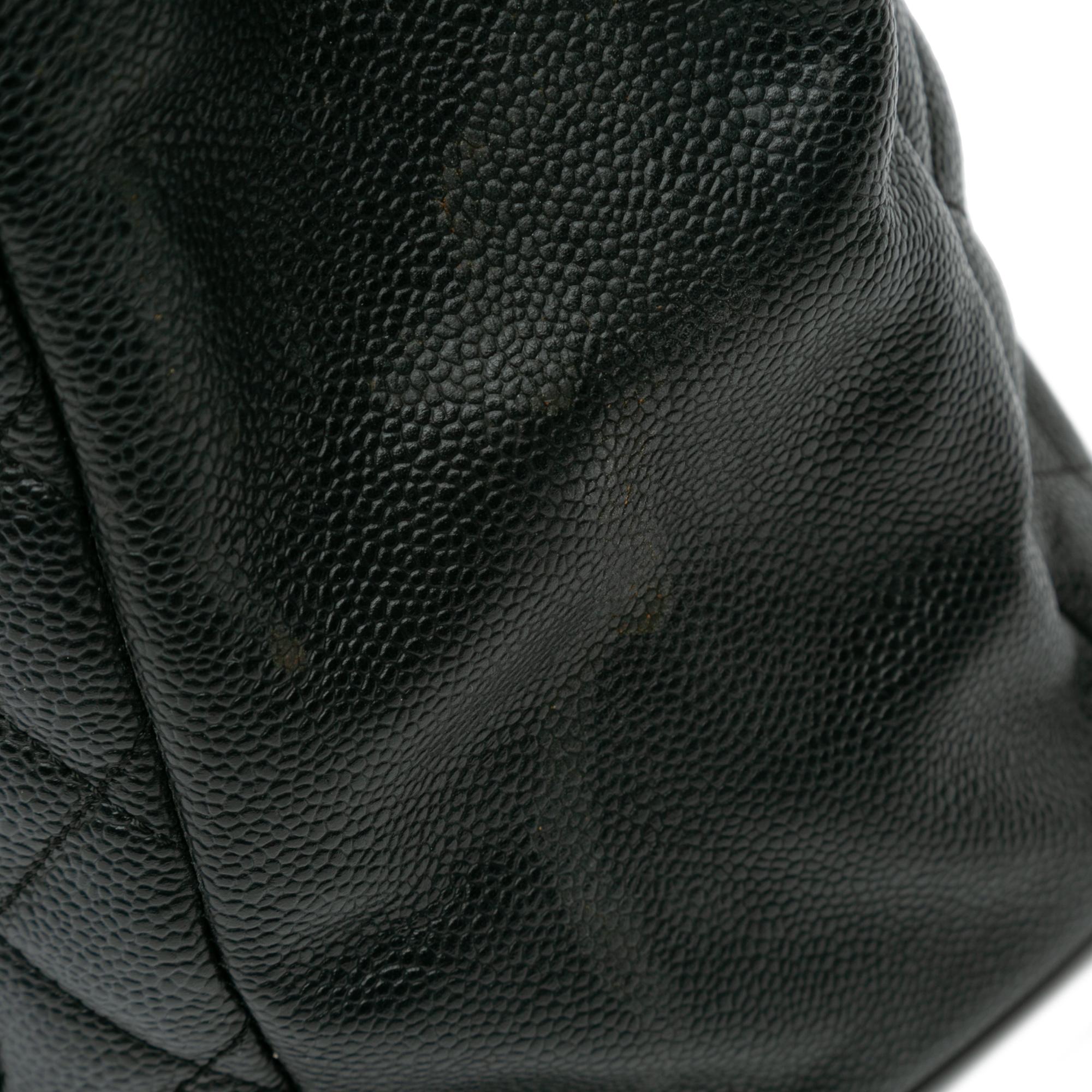 Chanel Caviar Grand Shopping Tote (SHG-ZEuBJd)