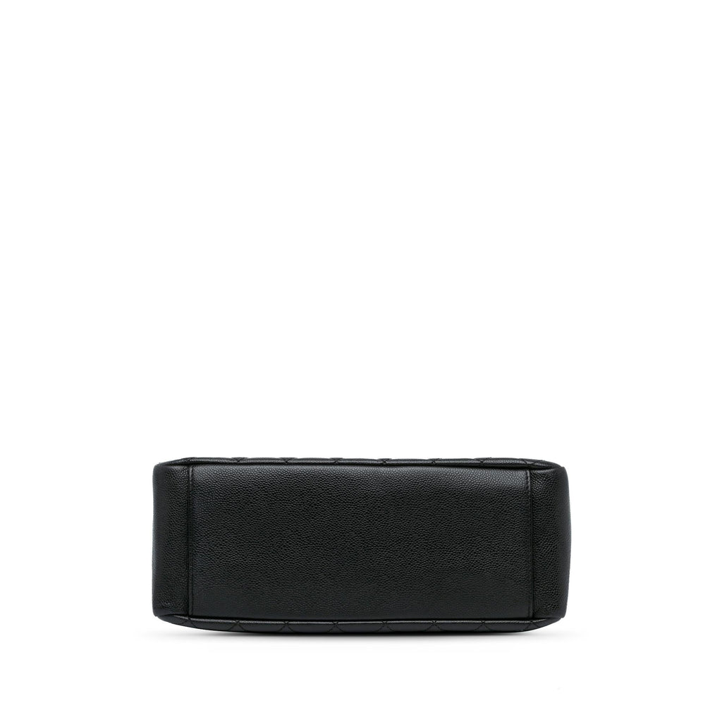 Chanel Caviar Grand Shopping Tote (SHG-UJa5nr)
