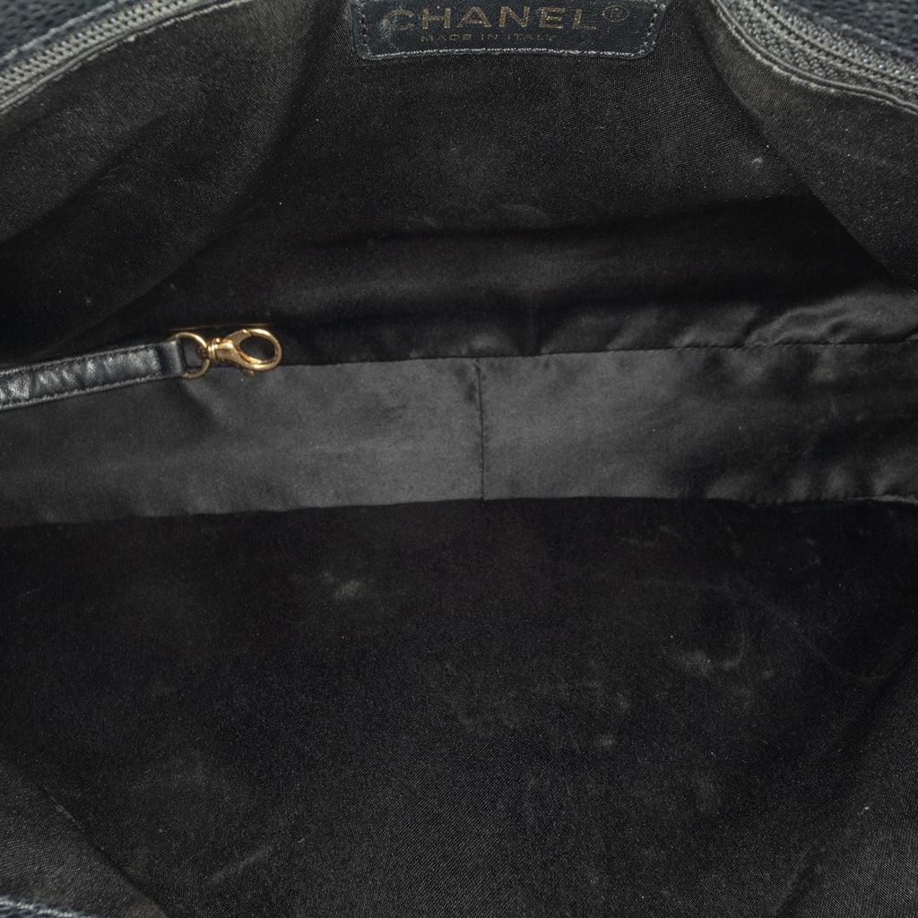 Chanel Caviar Grand Shopping Tote (SHG-2PDEAG)