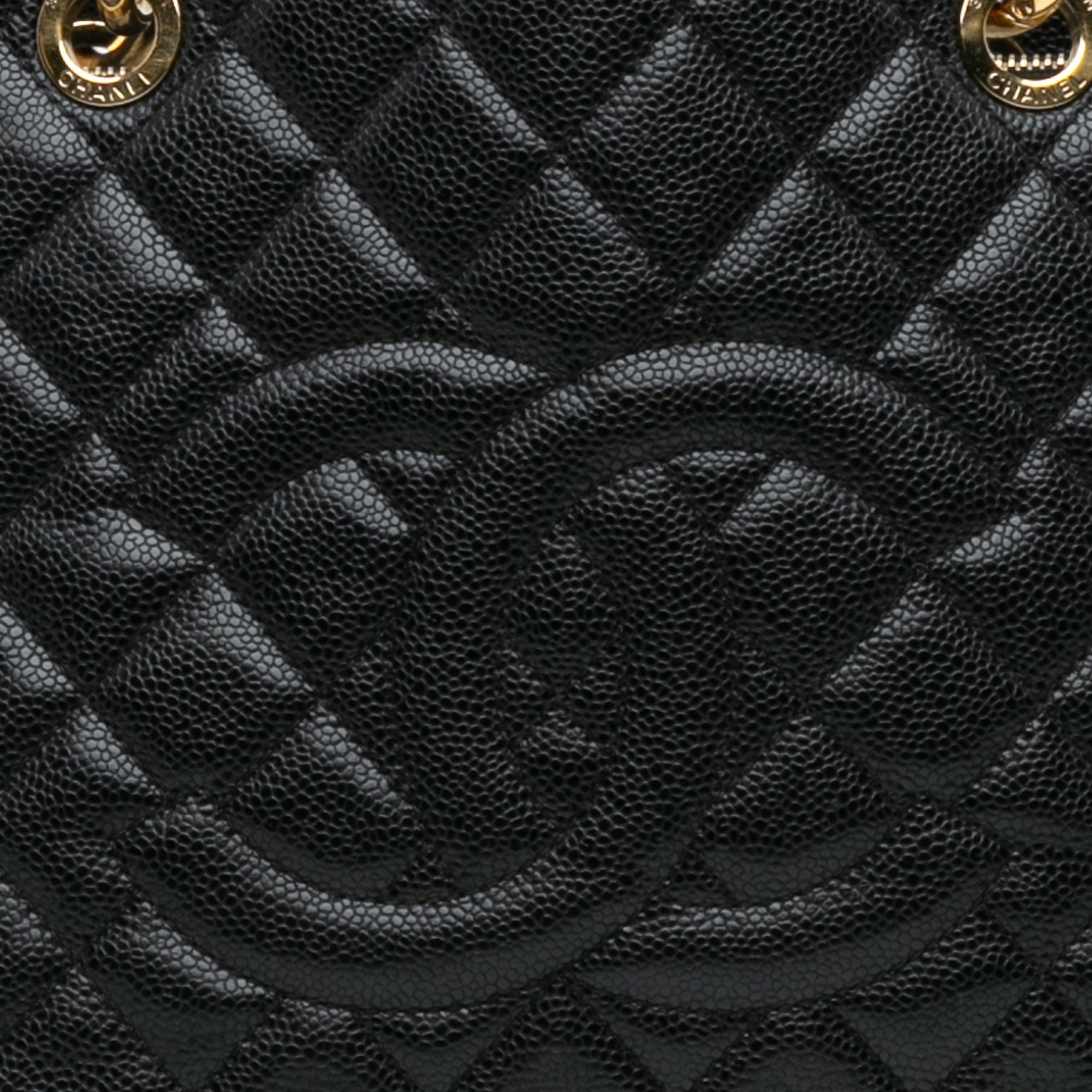 Chanel Caviar Grand Shopping Tote (SHG-V4QFSE)