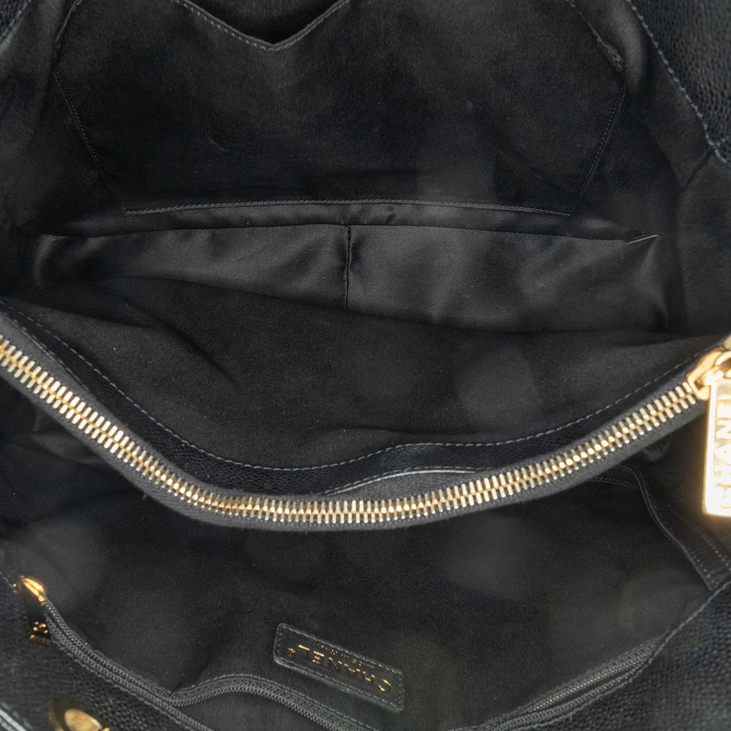 Chanel Caviar Grand Shopping Tote (SHG-abR3gO)