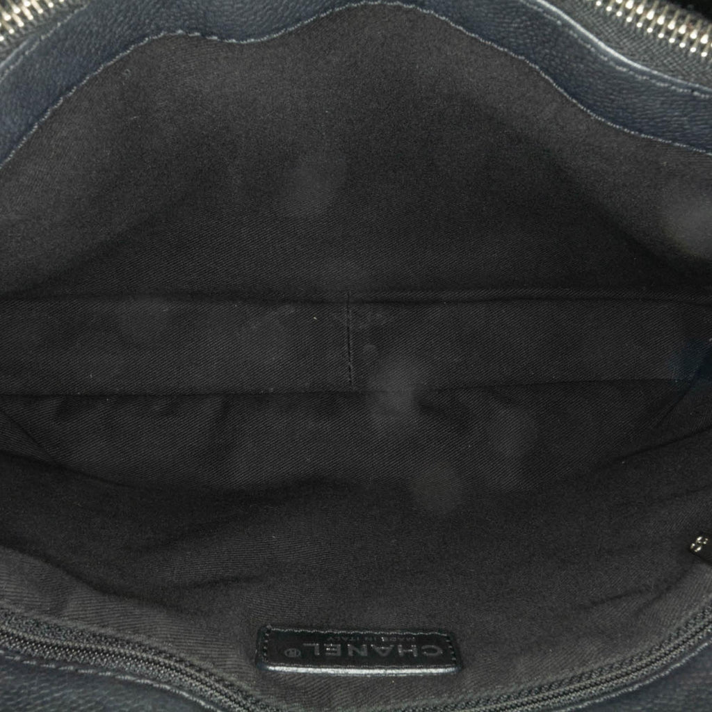 Chanel Caviar Grand Shopping Tote (SHG-UvGGph)