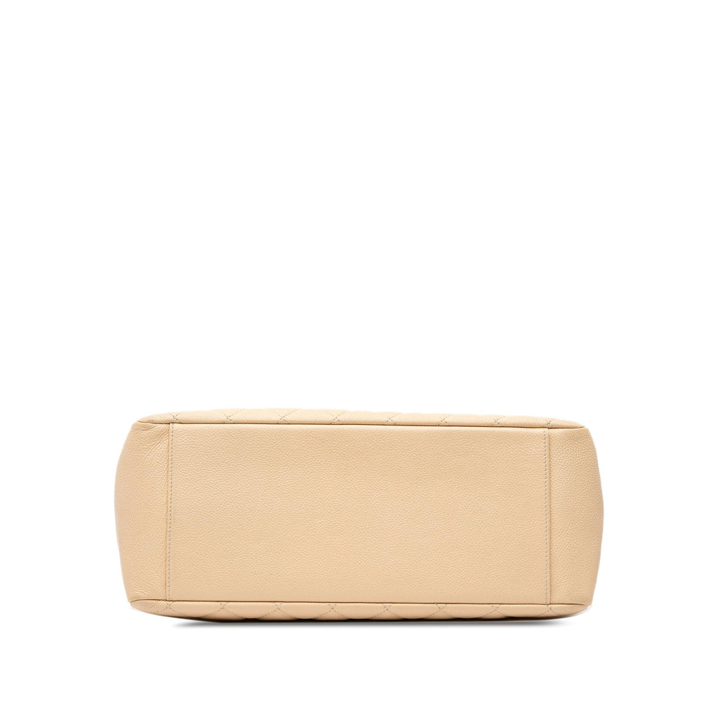 Chanel Caviar Grand Shopping Tote (SHG-SVwueC)