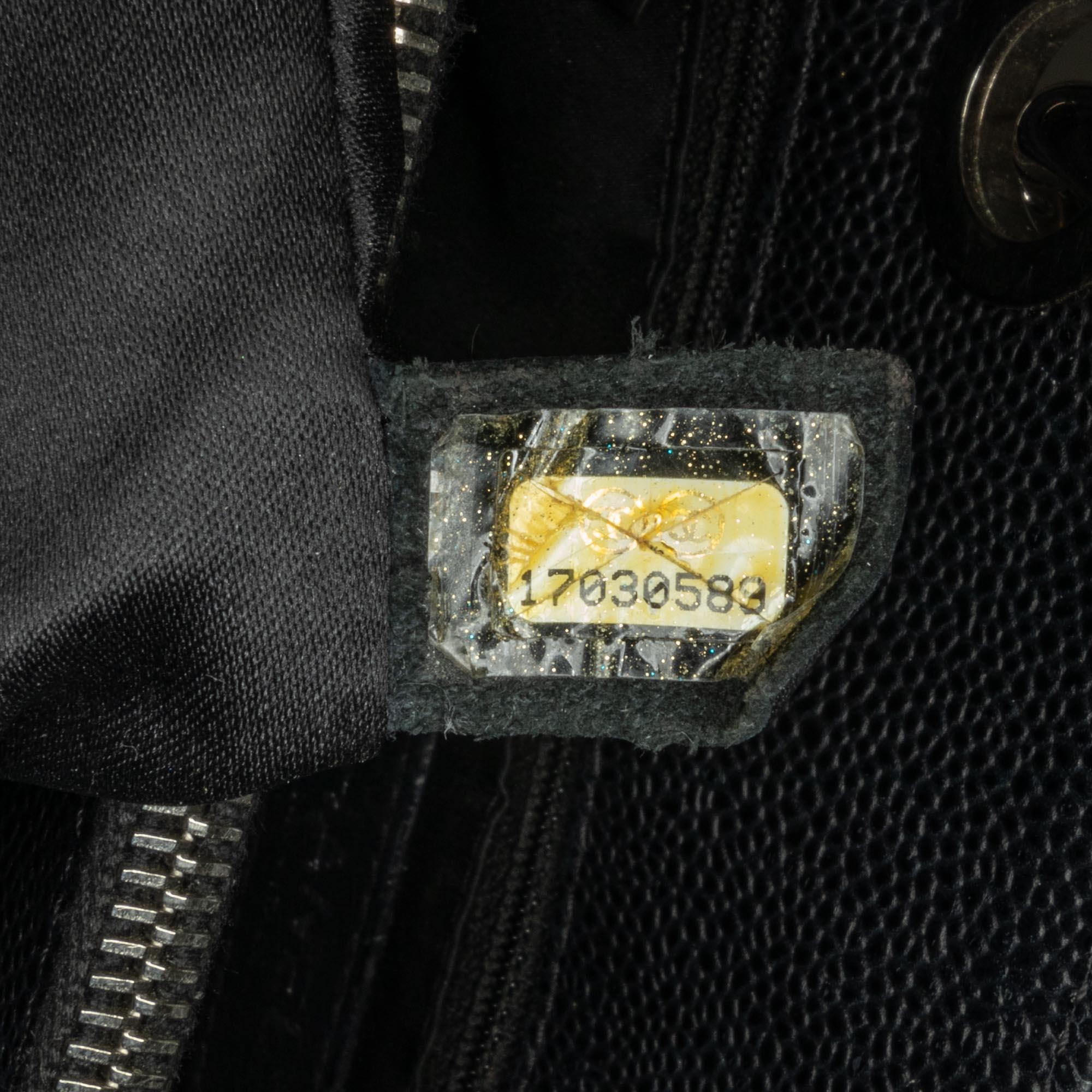 Chanel Caviar Grand Shopping Tote (SHG-WmeyV6)