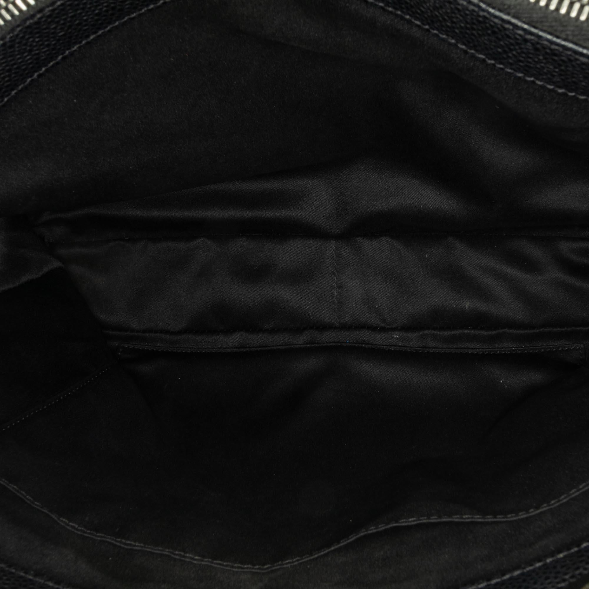 Chanel Caviar Grand Shopping Tote (SHG-WmeyV6)