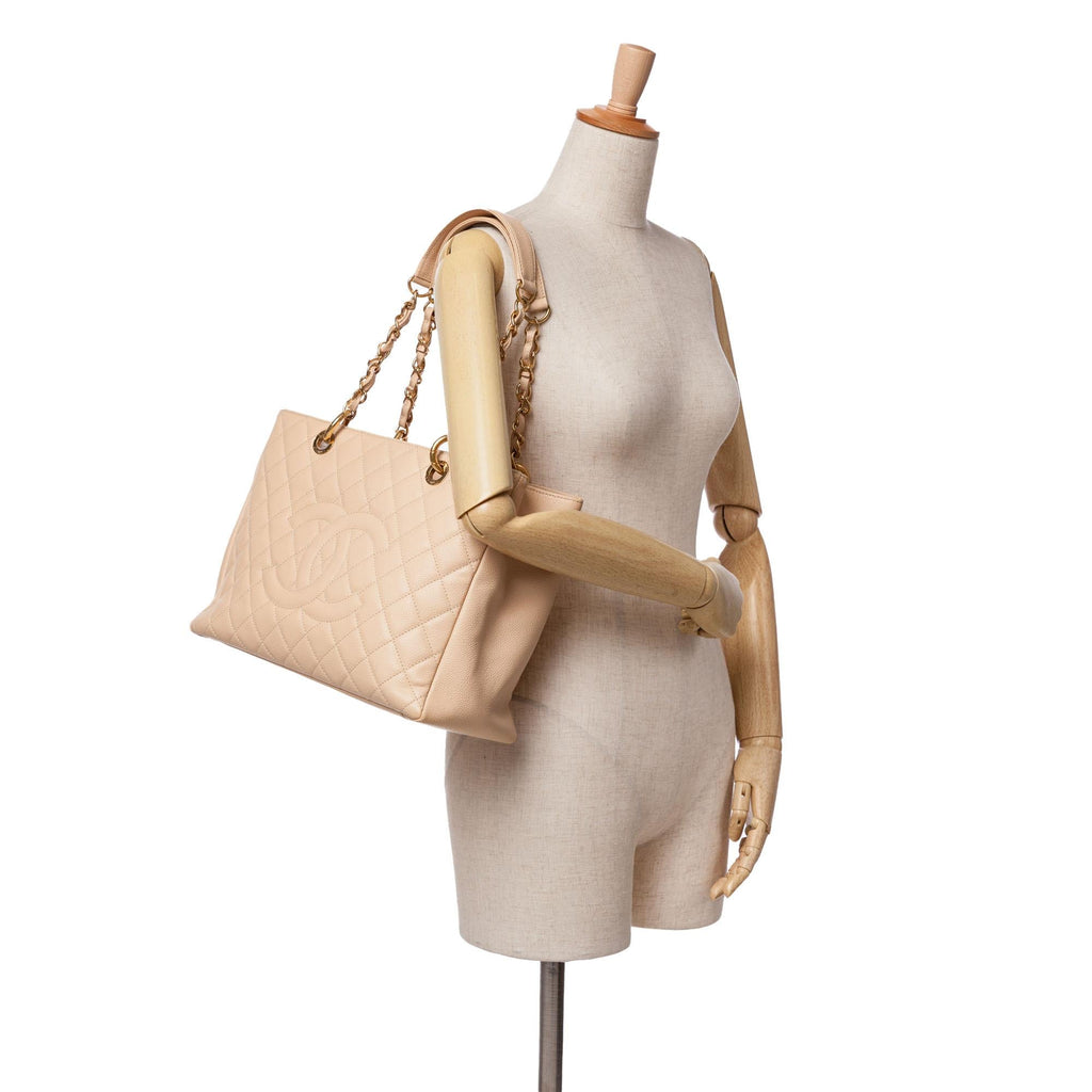 Chanel Caviar Grand Shopping Tote