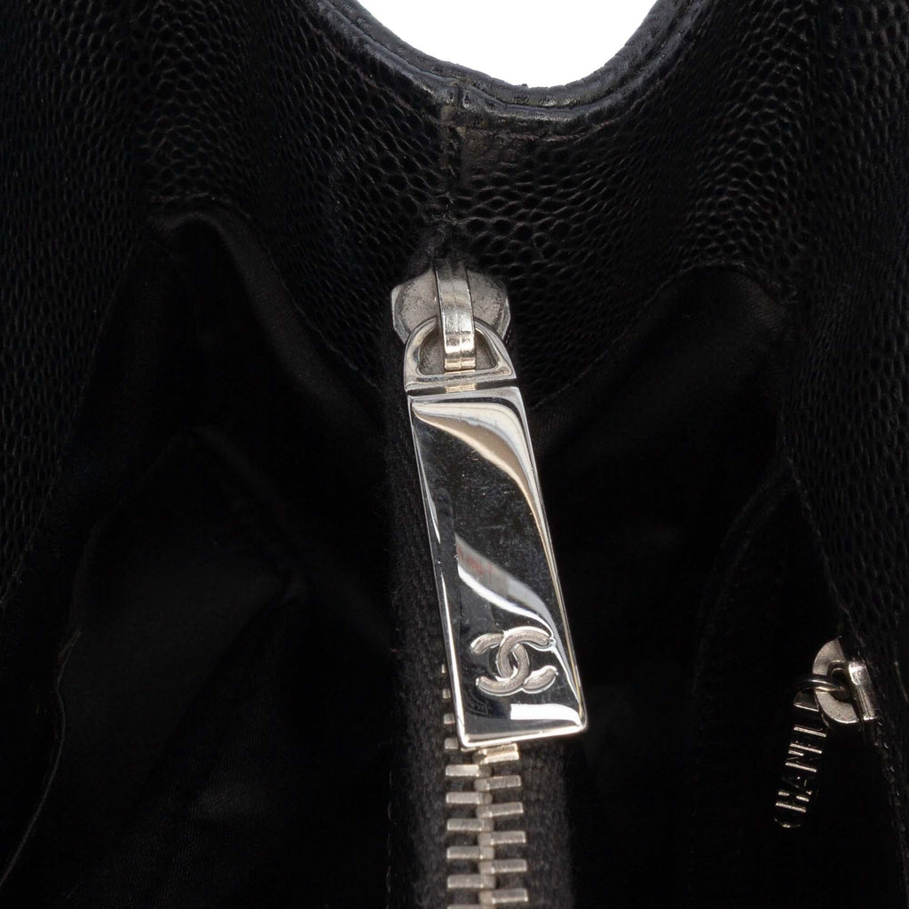 Chanel Caviar Grand Shopping Tote