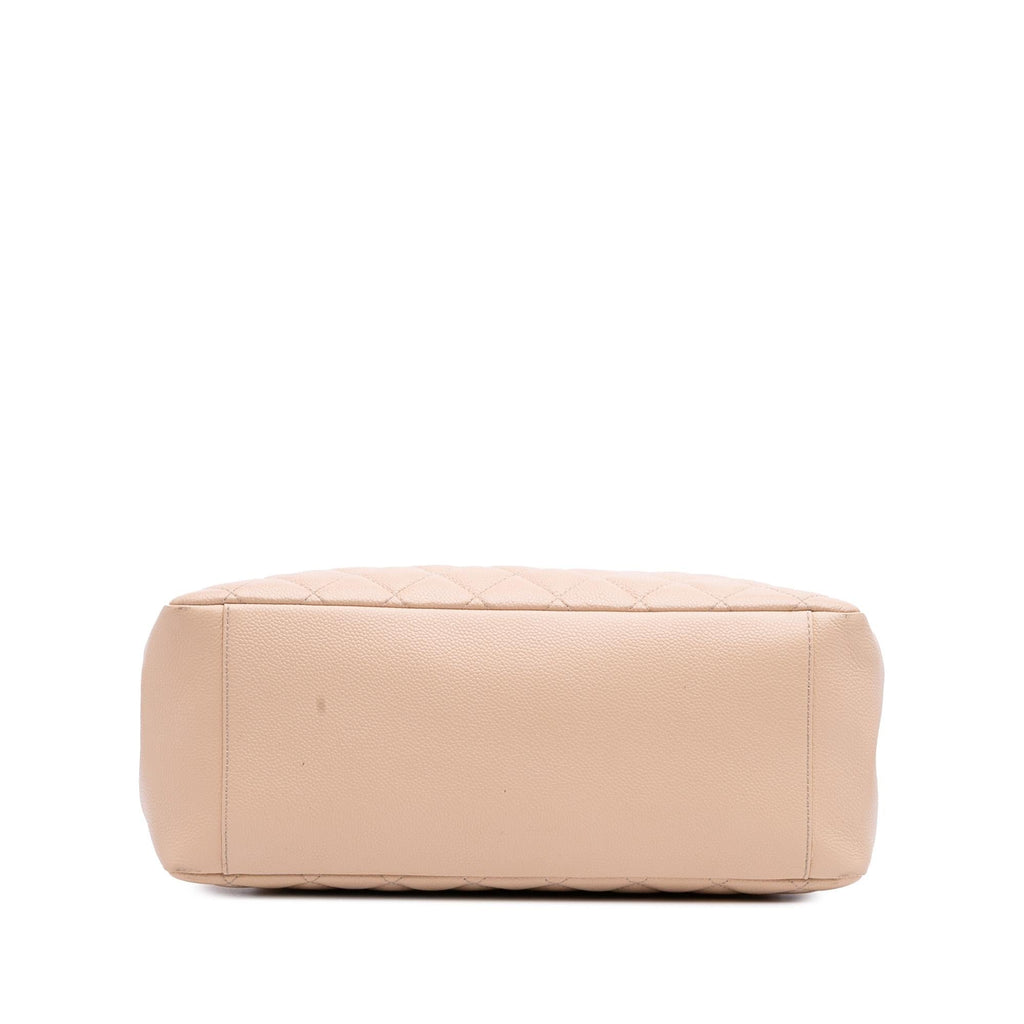 Chanel Caviar Grand Shopping Tote
