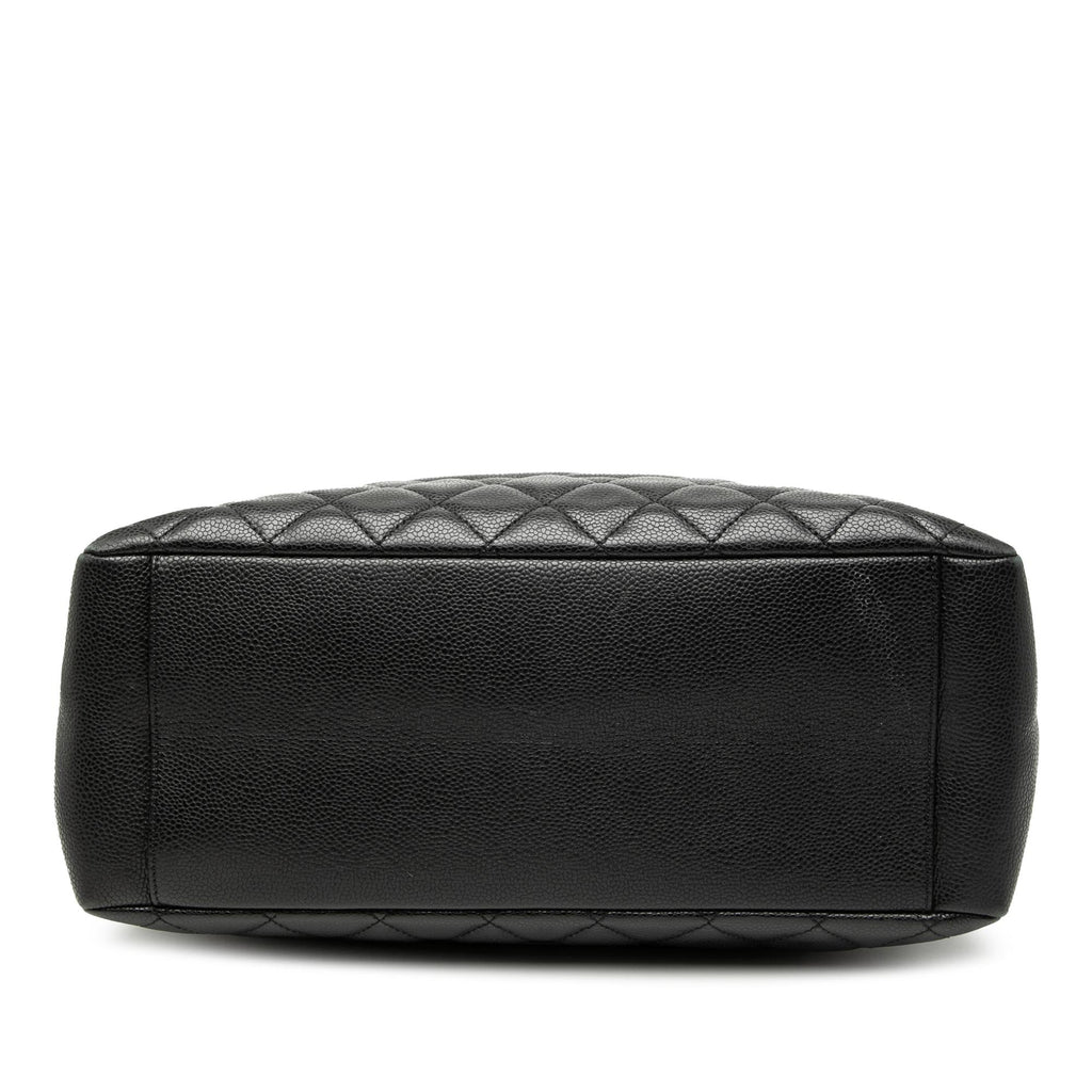 Chanel Caviar Grand Shopping Tote