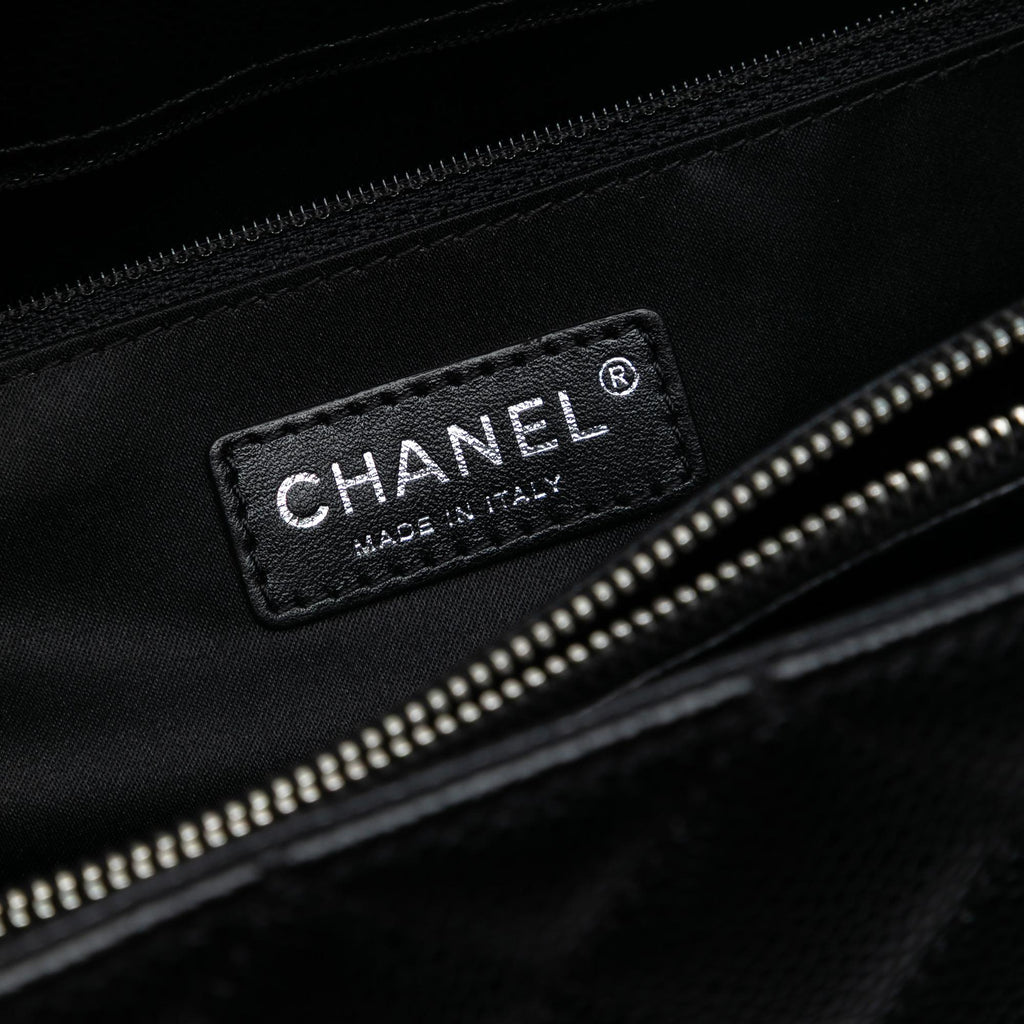 Chanel Caviar Grand Shopping Tote