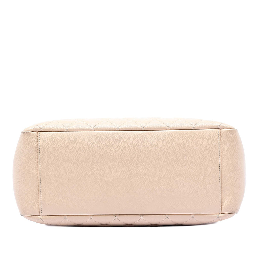 Chanel Caviar Grand Shopping Tote