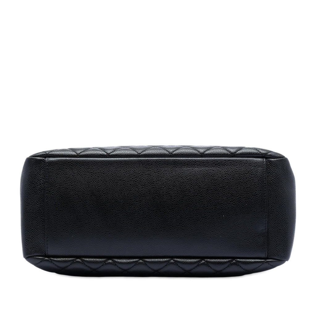 Chanel Caviar Grand Shopping Tote