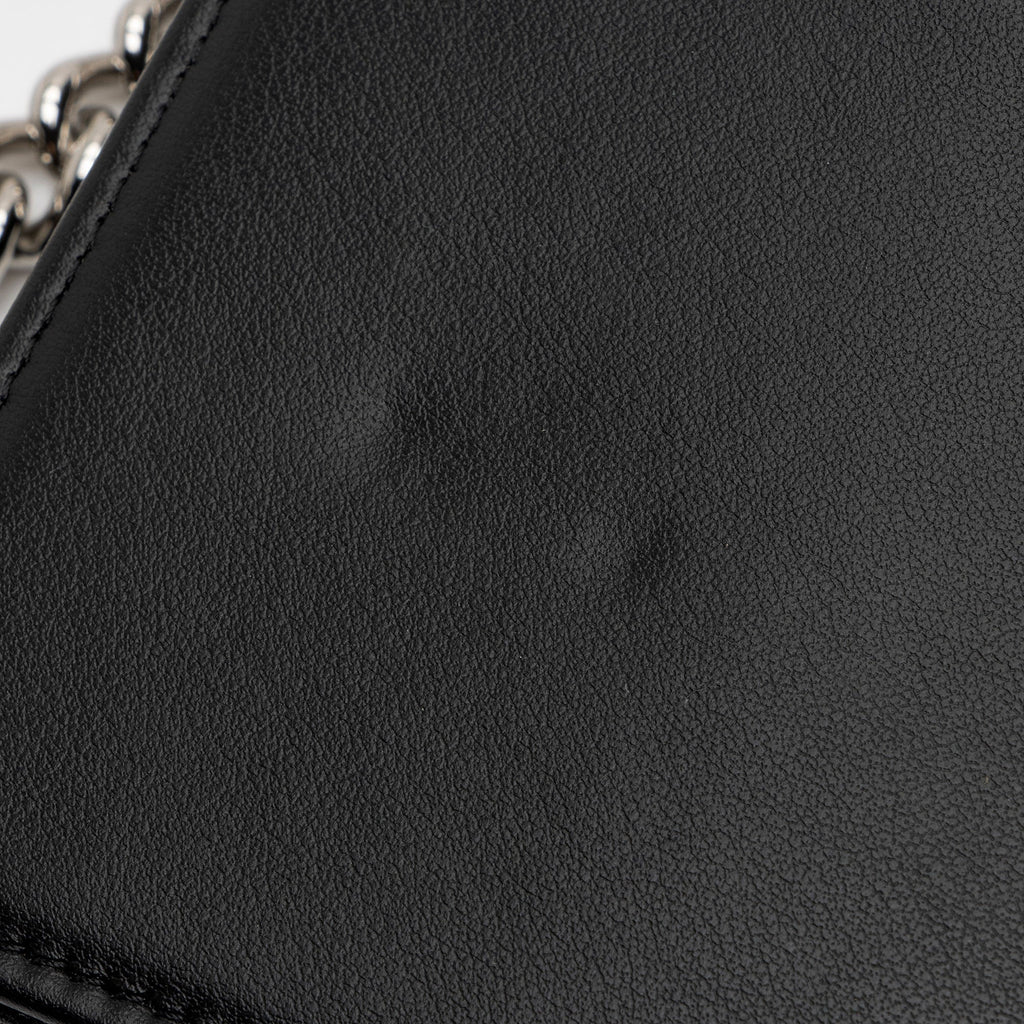 Chanel Caviar Leather Boy Wallet on Chain (SHF-Rw1D6r)
