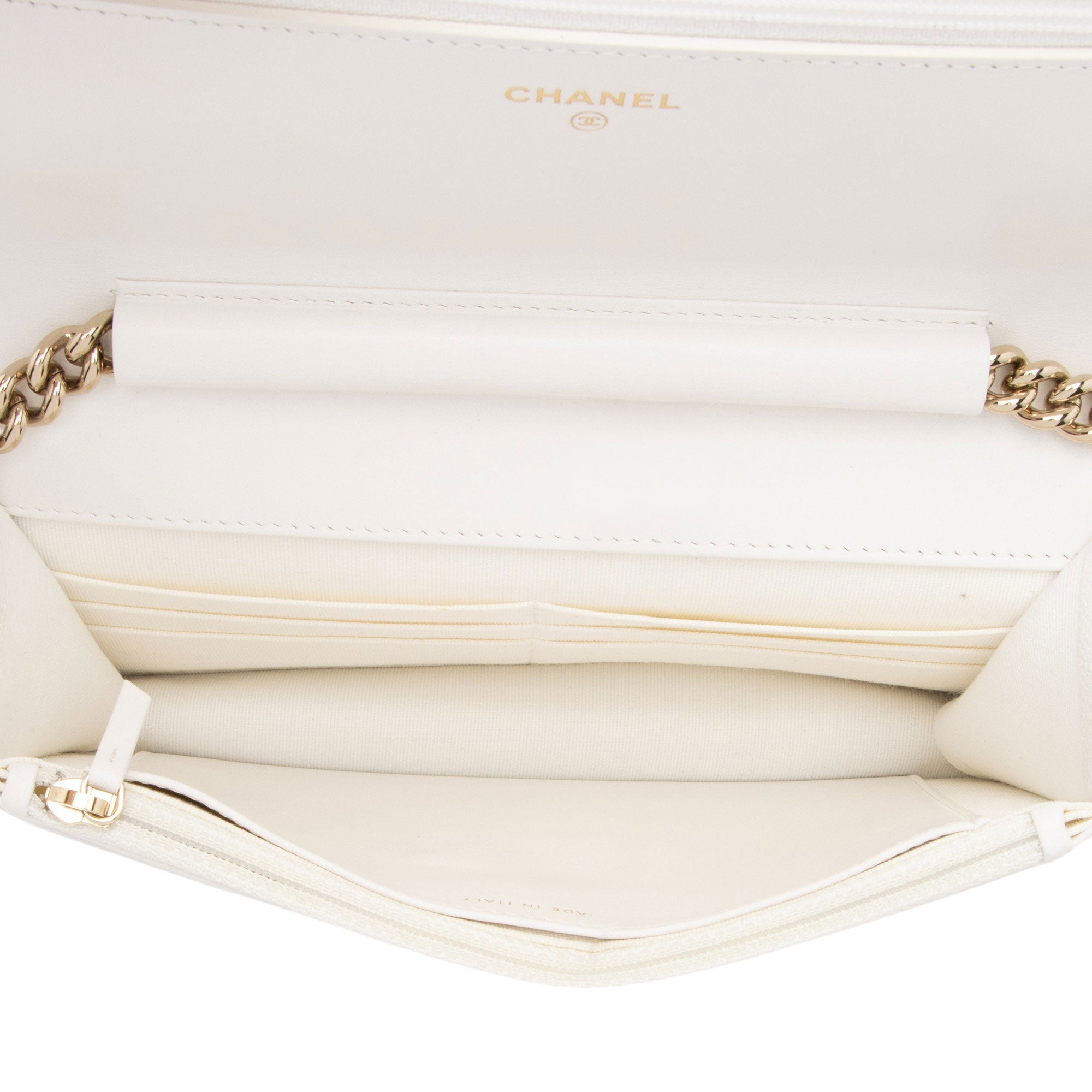 Chanel Caviar Leather Boy Wallet on Chain (SHF-z9WBsL)