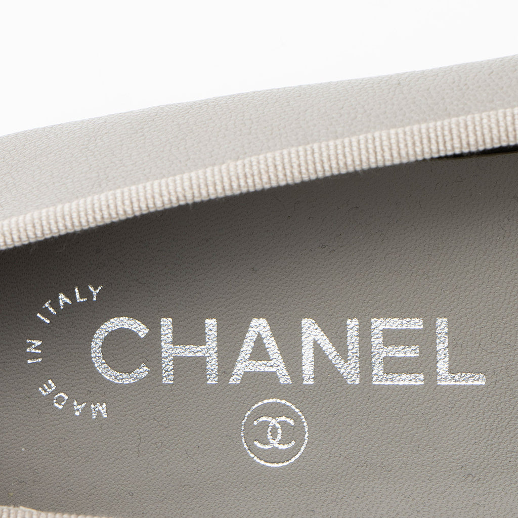 Chanel Caviar Leather CC Cap Toe Ballet Flats - Size 10 / 40