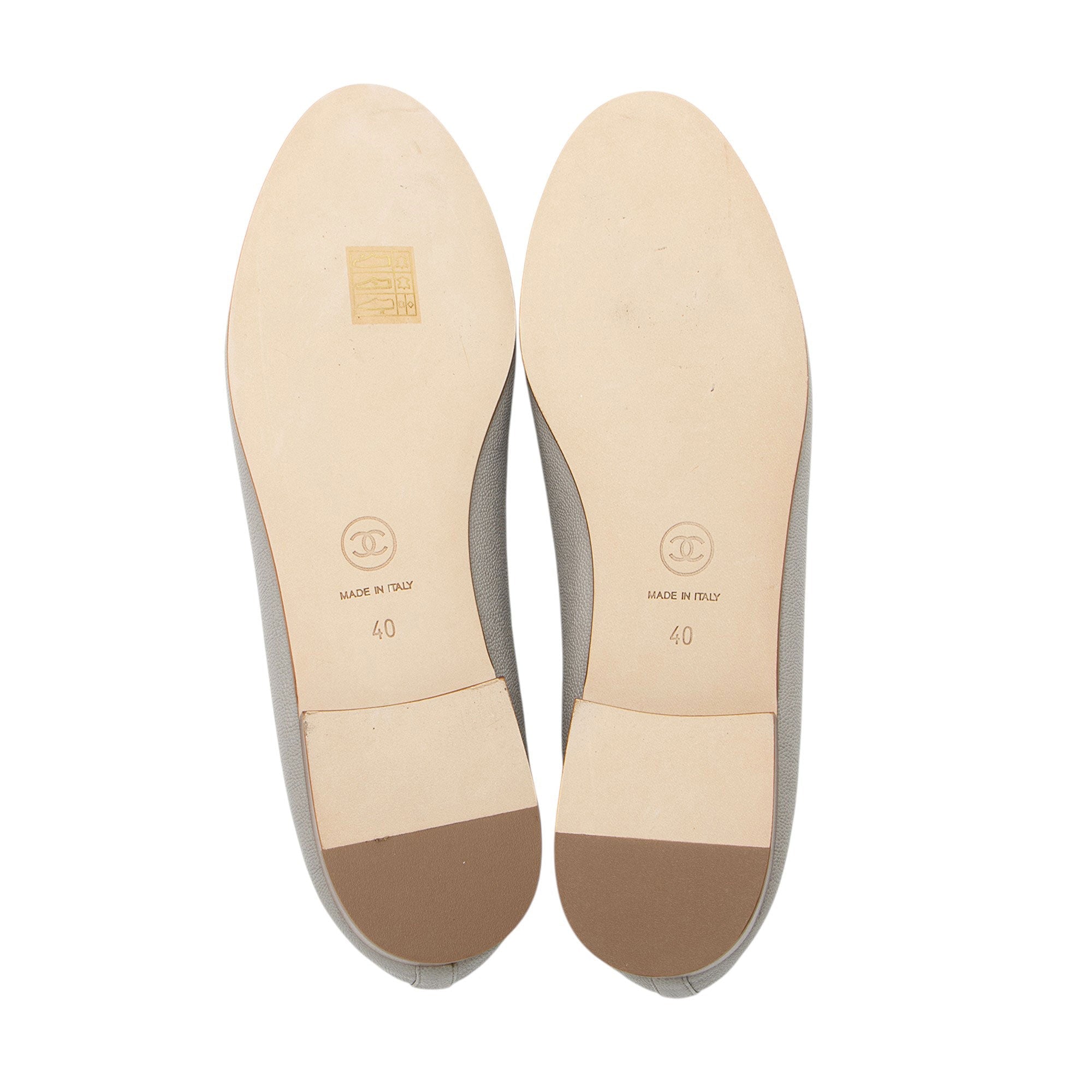 Chanel Caviar Leather CC Cap Toe Ballet Flats - Size 10 / 40