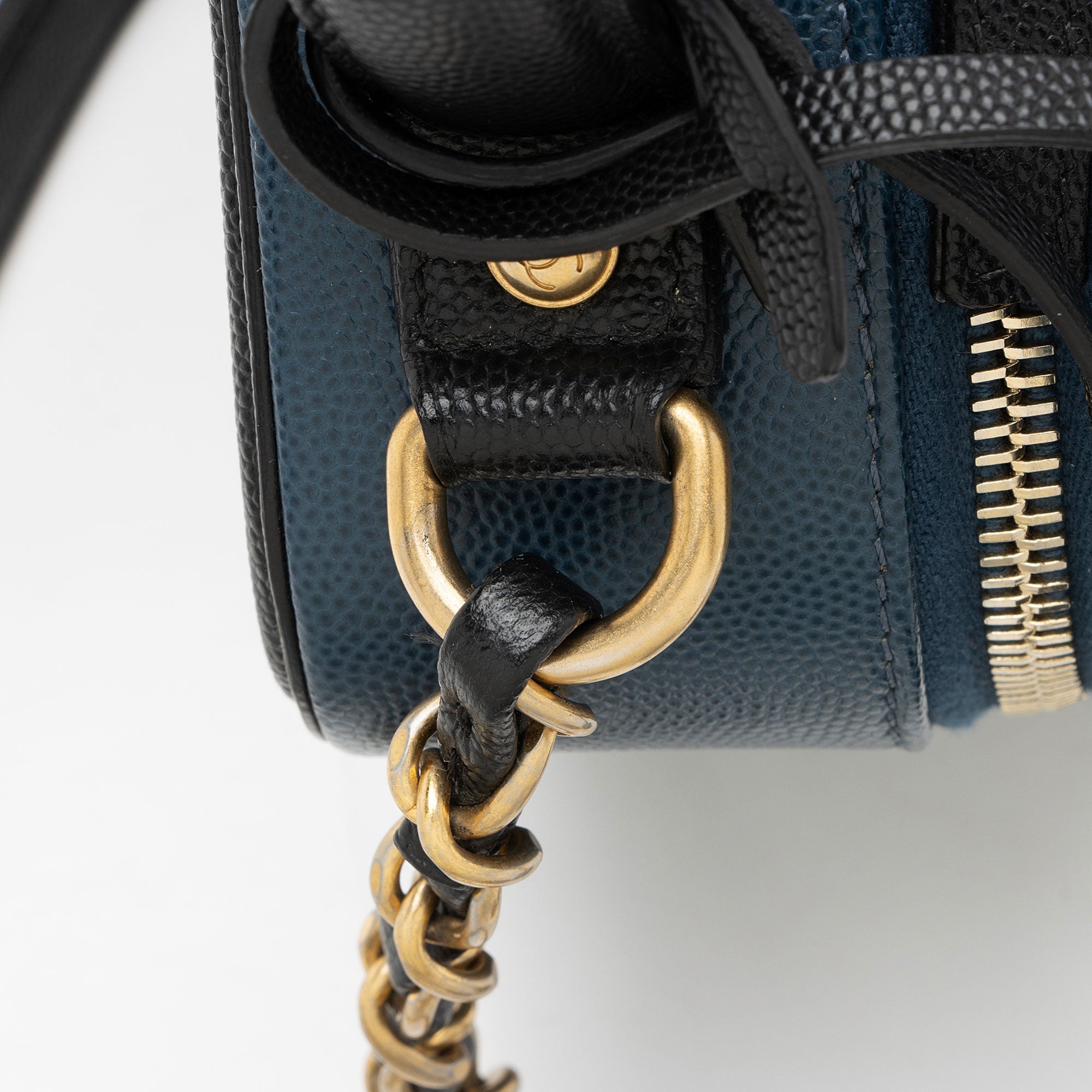 Chanel Caviar Leather CC Filigree Medium Vanity Case