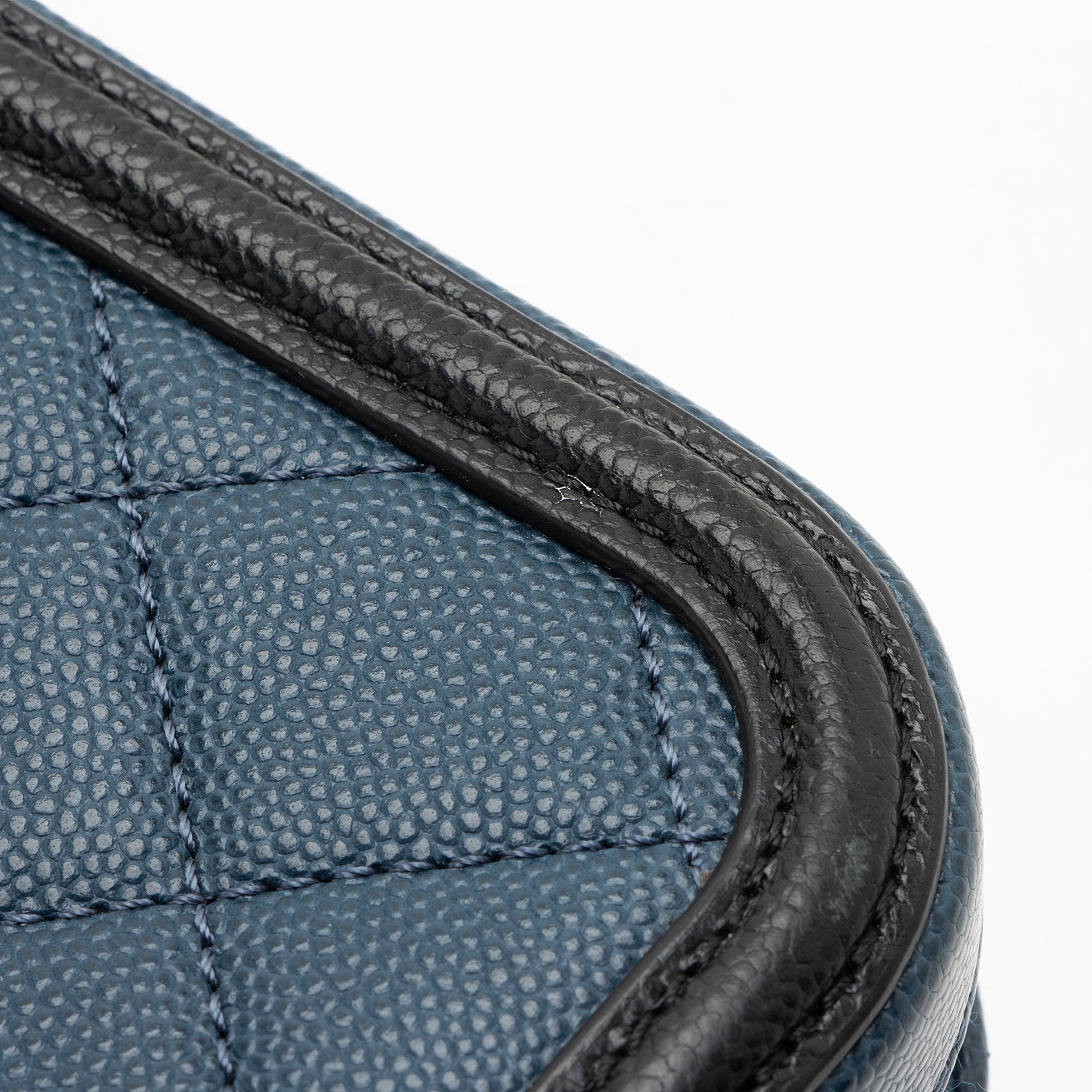 Chanel Caviar Leather CC Filigree Medium Vanity Case