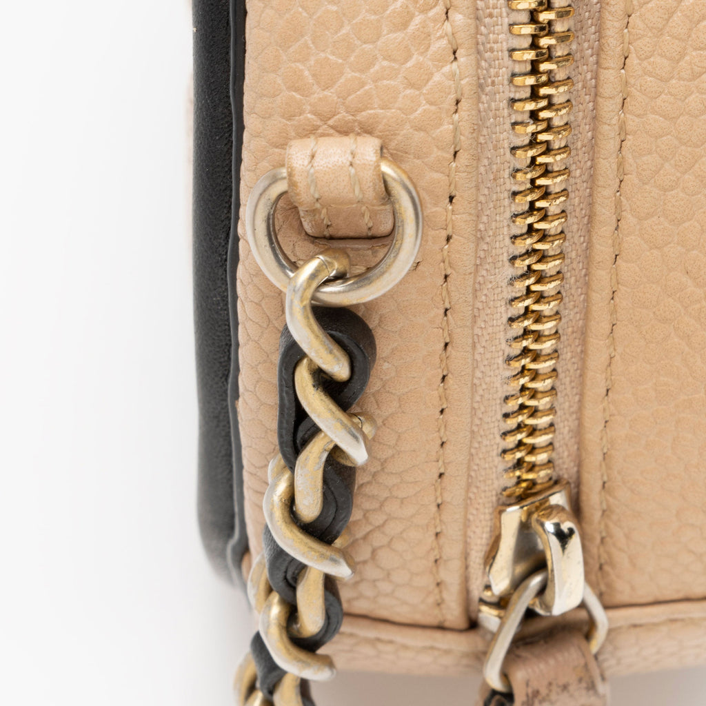 Chanel Caviar Leather CC Filigree Round Clutch with Chain - FINAL SALE (SHF-eQCfuj)