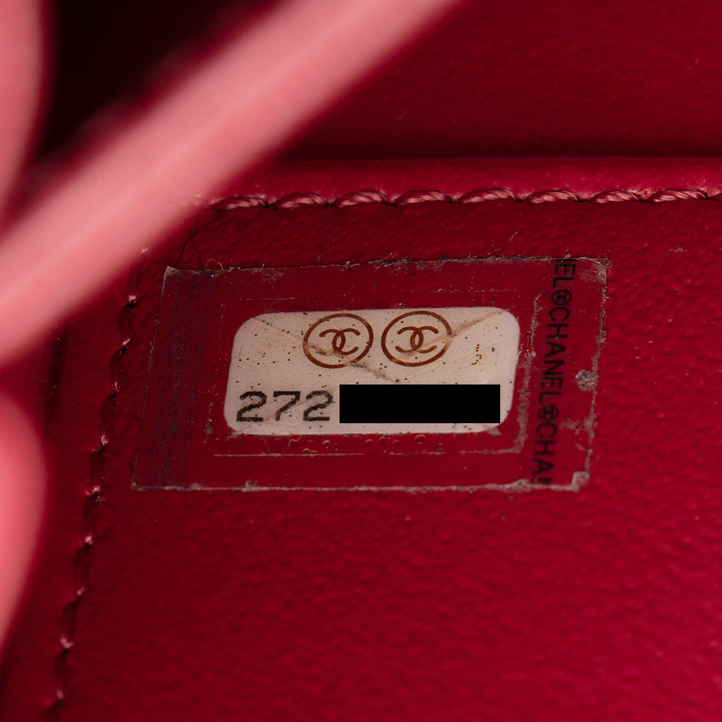 Chanel Caviar Leather CC Filigree Small Vanity Case