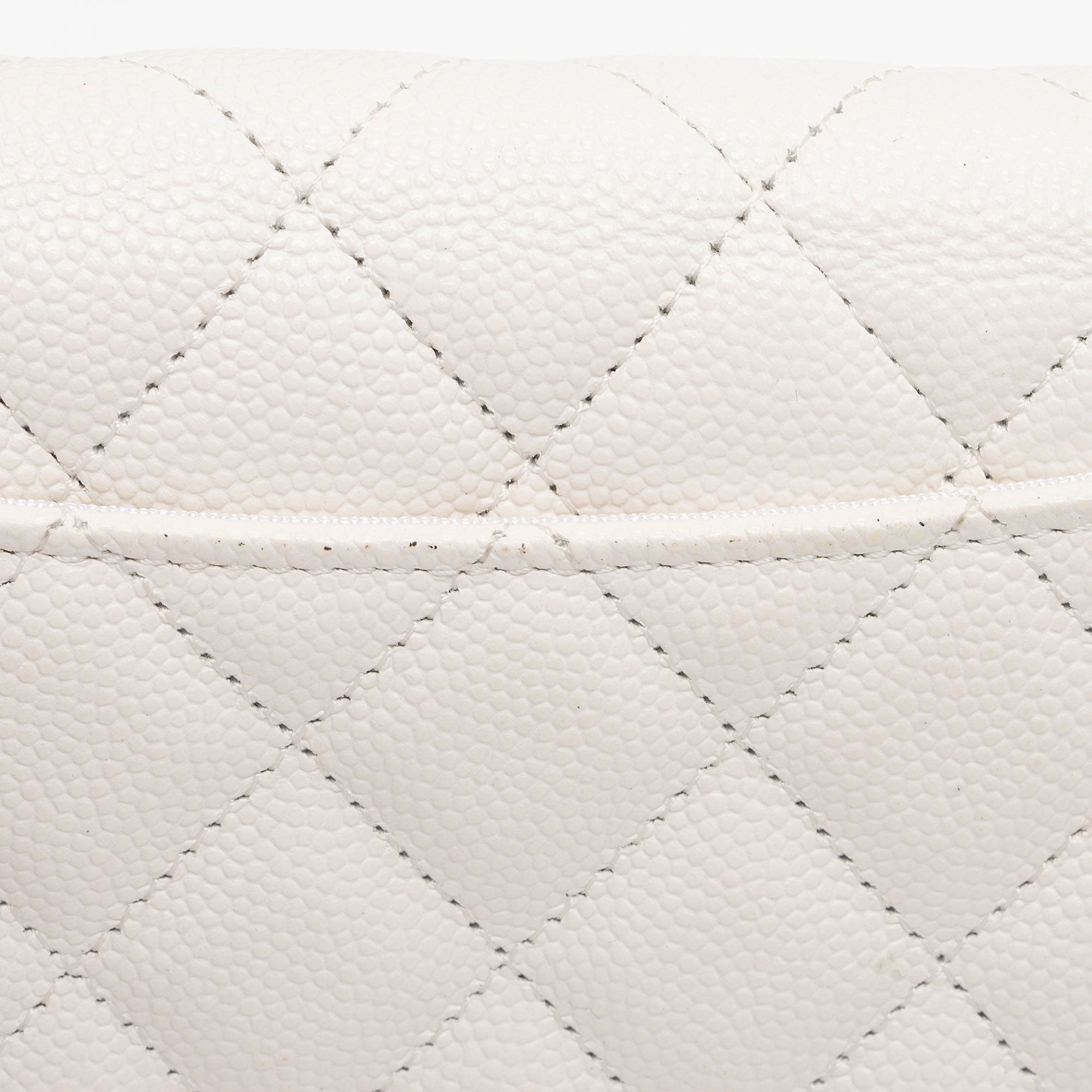 Chanel Caviar Leather Classic Card Holder (SHF-RUM2mf)