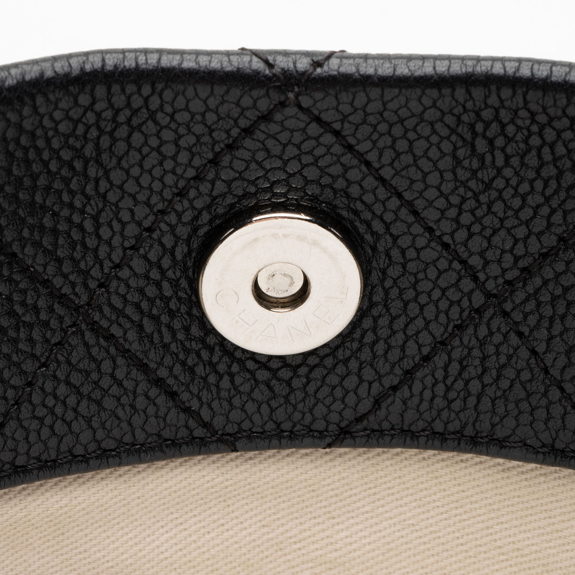 Chanel Caviar Leather CC Medium Pocket Hobo