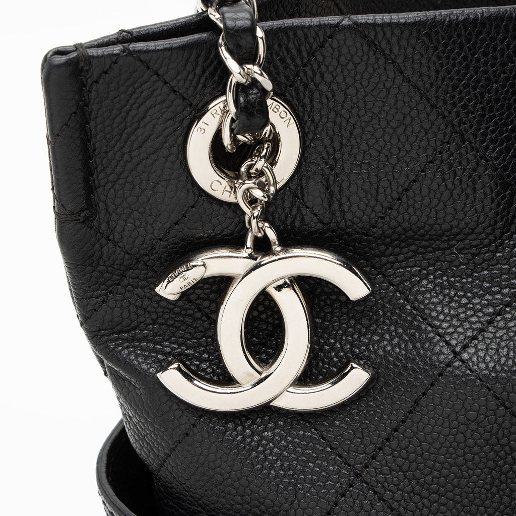 Chanel Caviar Leather CC Medium Pocket Hobo