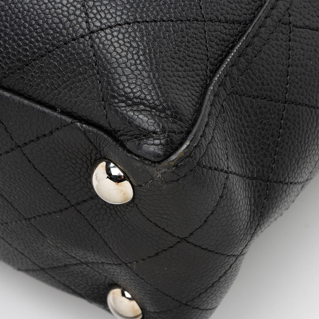Chanel Caviar Leather CC Medium Pocket Hobo