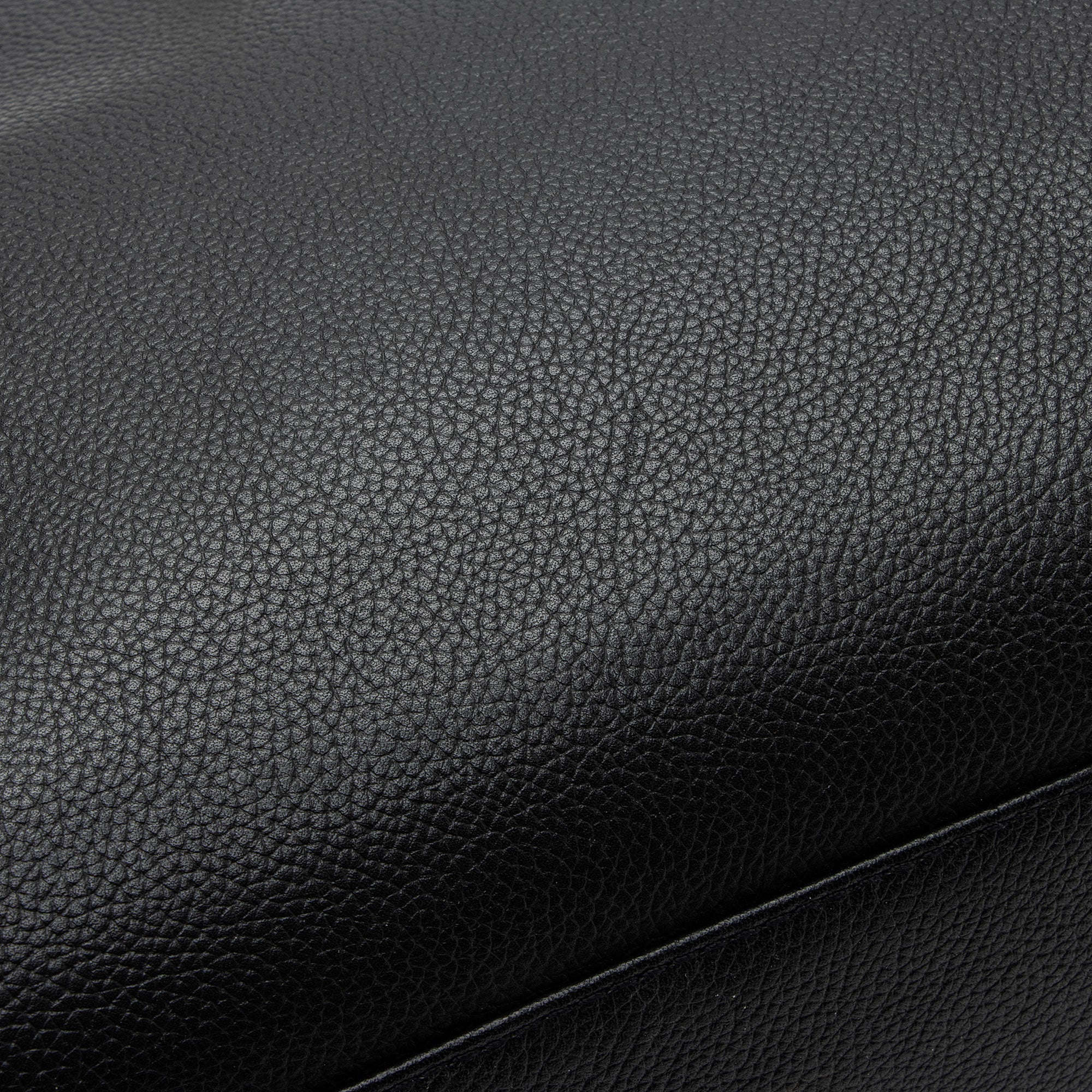 Chanel Caviar Leather Cerf Classic Executive Tote (SHF-vQMVxy)