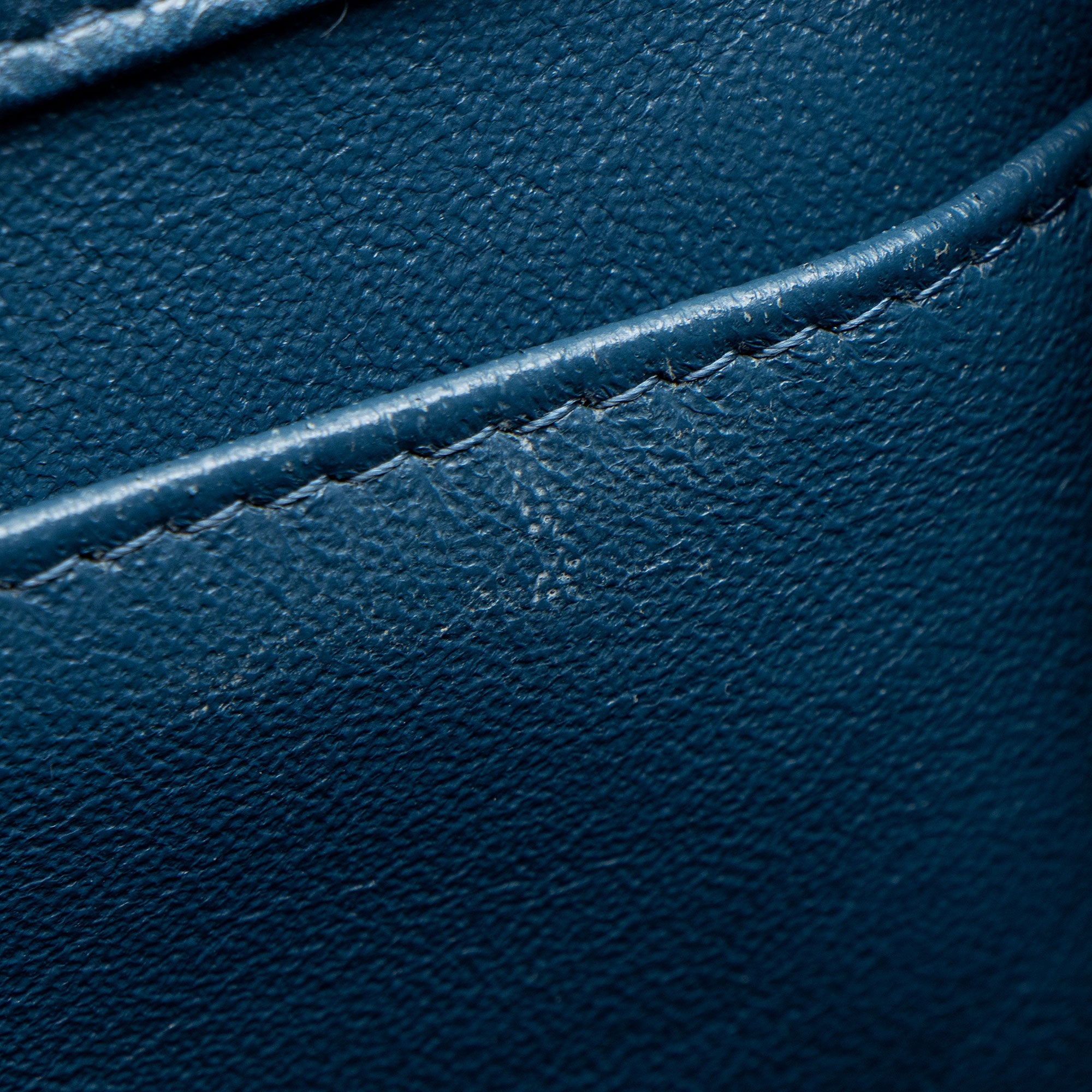 Chanel Caviar Leather Classic Chain Flap Clutch