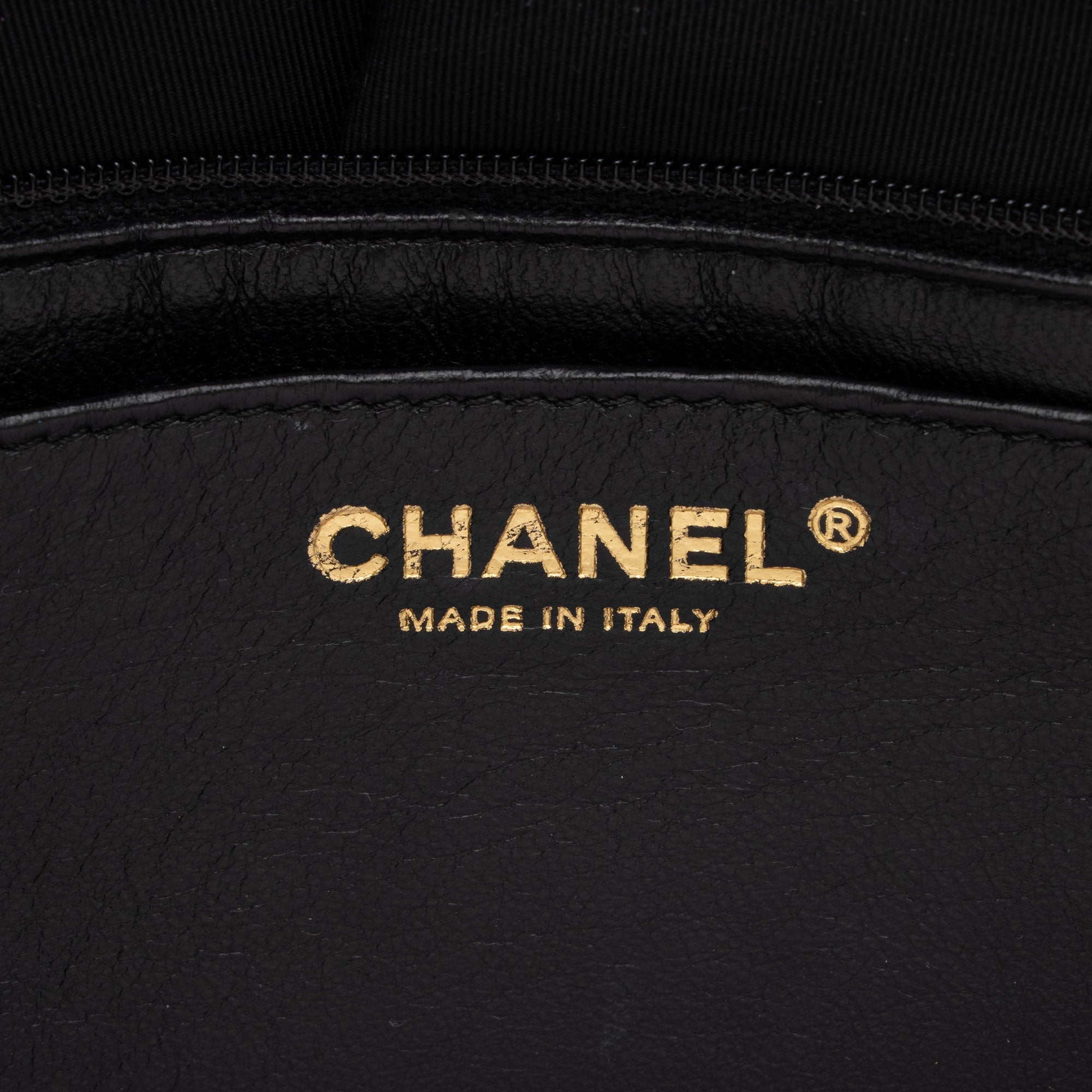 Chanel Caviar Leather Classic Jumbo Single Flap Bag (SHF-LFr7oi)