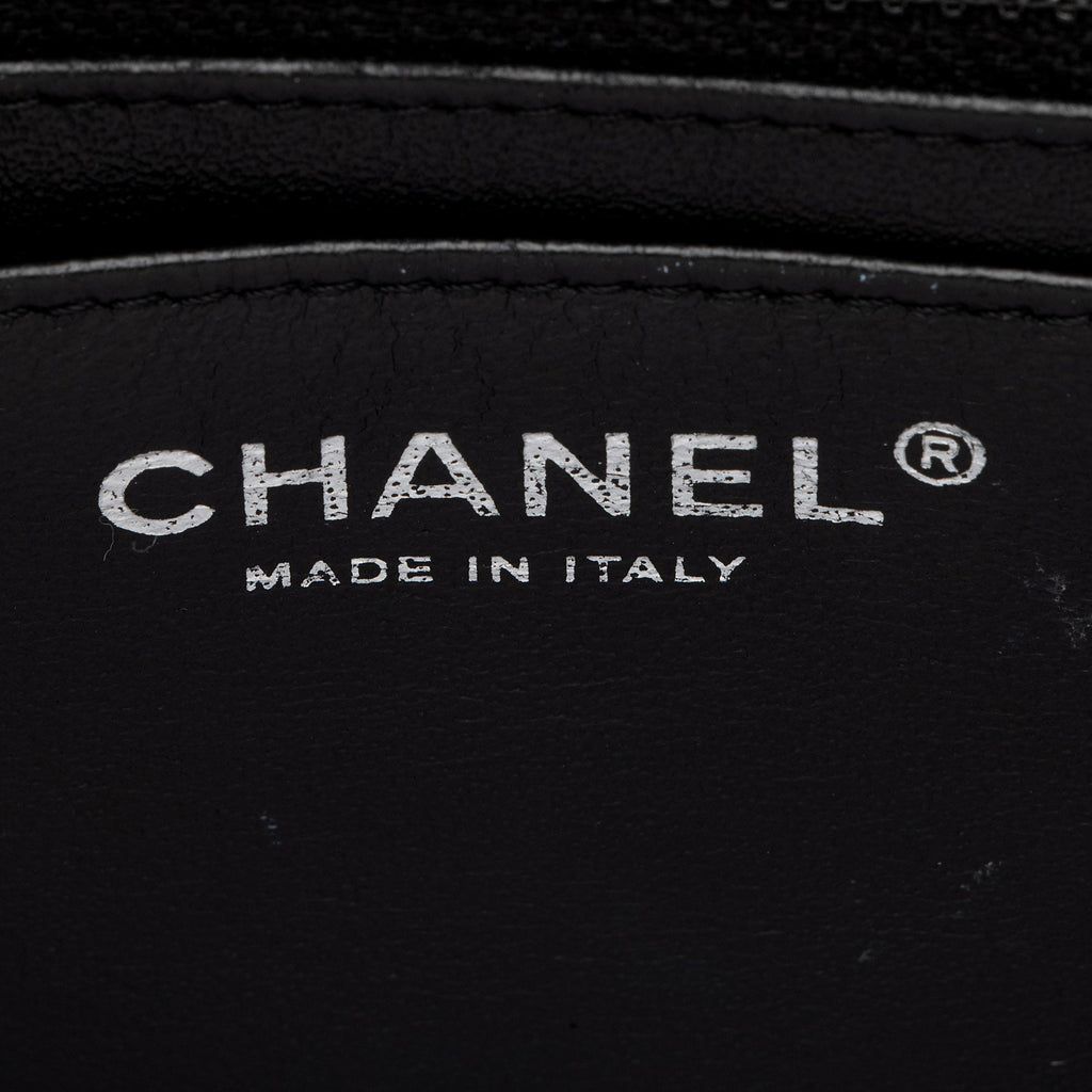 Chanel Caviar Leather Classic Jumbo Single Flap Bag (SHF-LHfnsx)