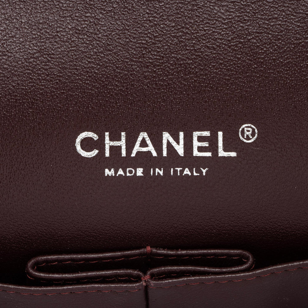 Chanel Caviar Leather Classic Maxi Double Flap Bag (SHF-lwkRiB)