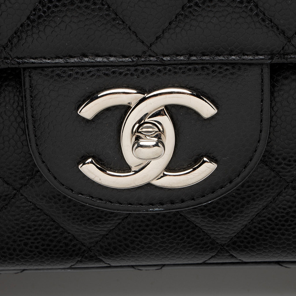 Chanel Caviar Leather Classic Maxi Double Flap Bag (SHF-v8U2qf)