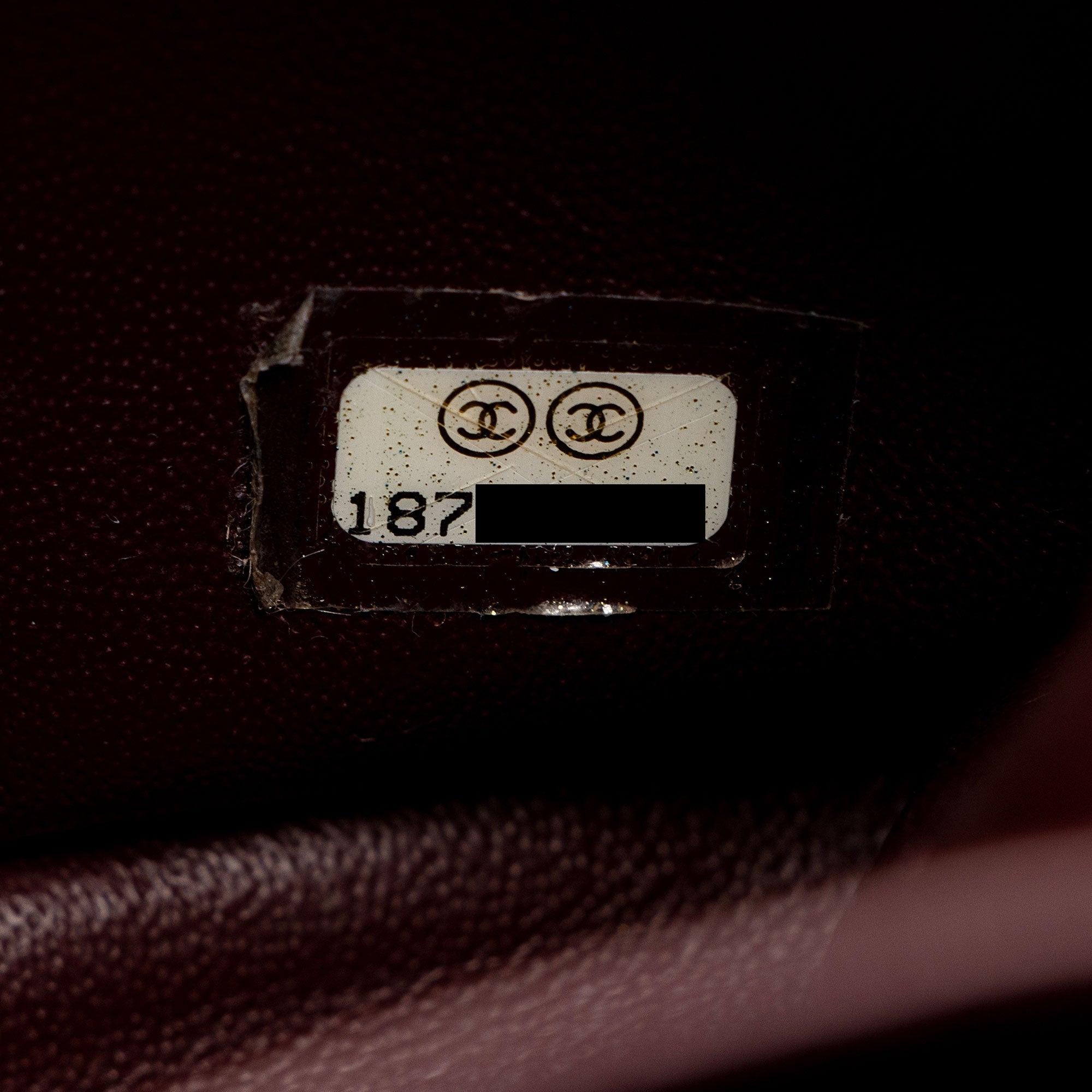 Chanel Caviar Leather Classic Maxi Double Flap Bag (SHF-v8U2qf)