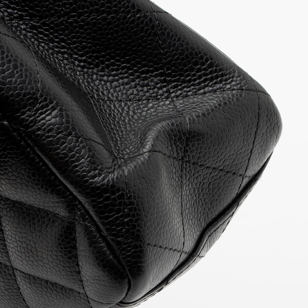 Chanel Caviar Leather Classic Maxi Double Flap Bag (SHF-v8U2qf)