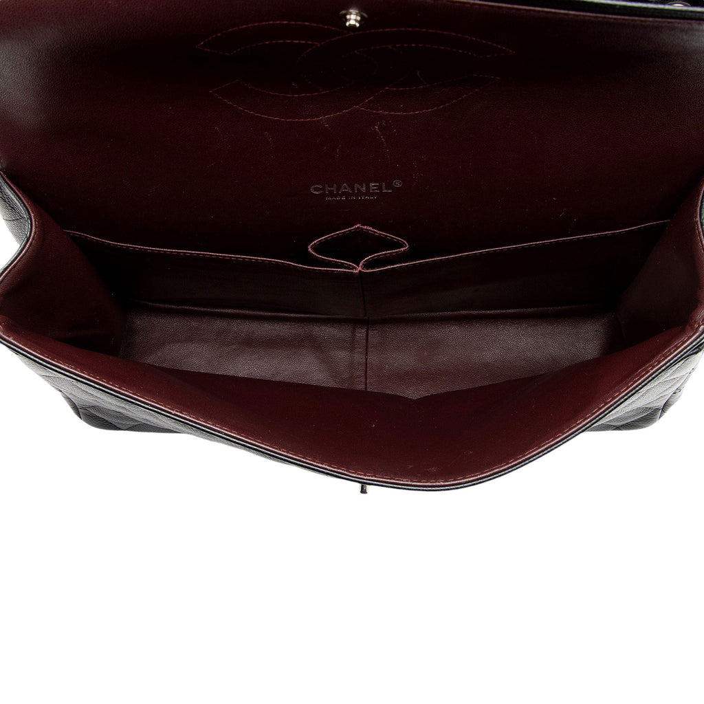 Chanel Caviar Leather Classic Maxi Double Flap Bag (SHF-v8U2qf)