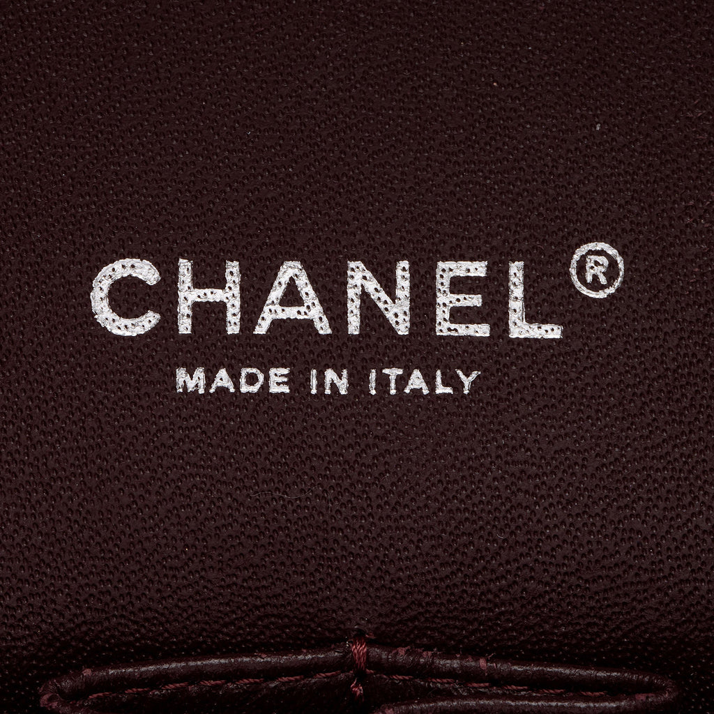 Chanel Caviar Leather Classic Maxi Double Flap Bag (SHF-v8U2qf)