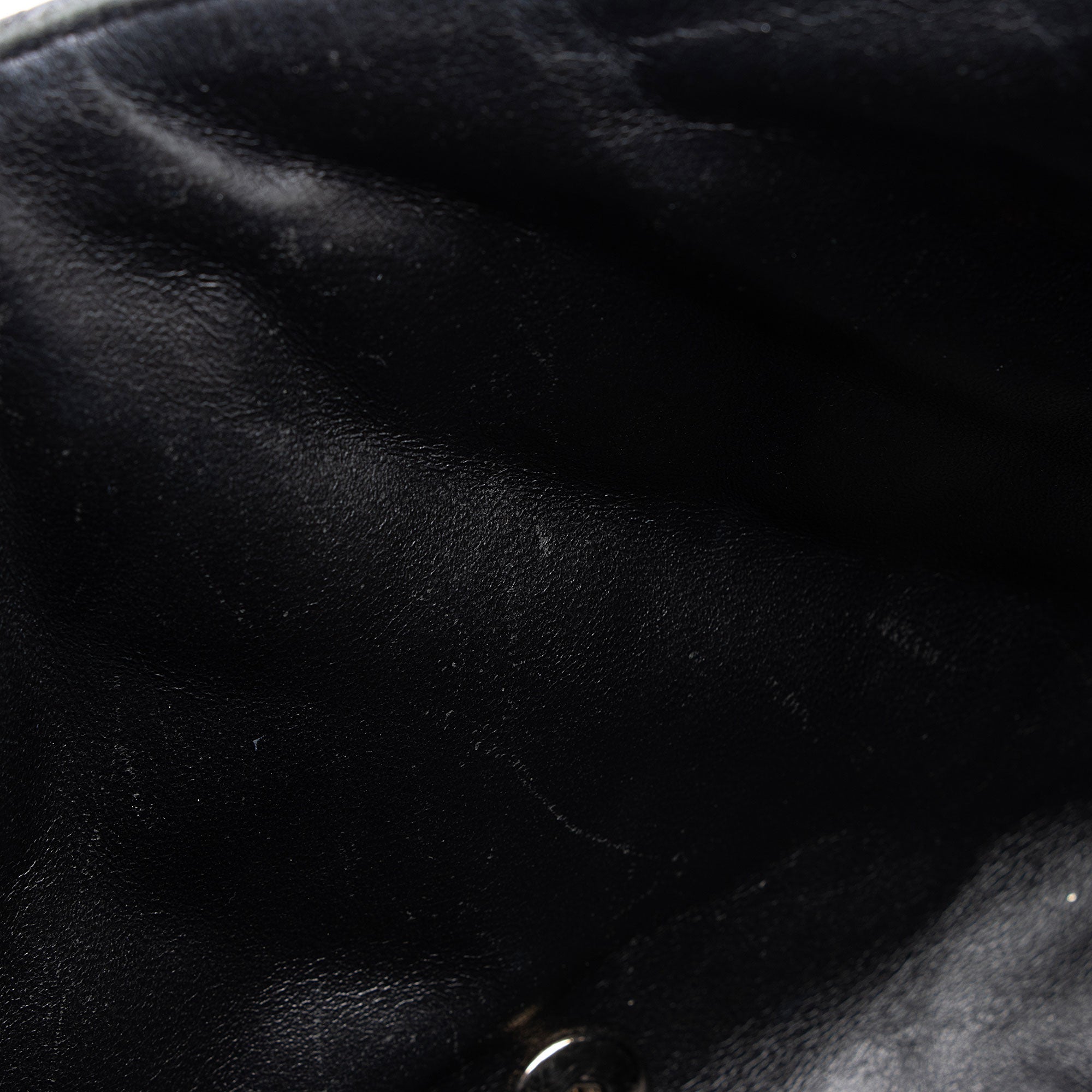 Chanel Caviar Leather Classic Maxi Single Flap Bag (SHF-tdUQSa)