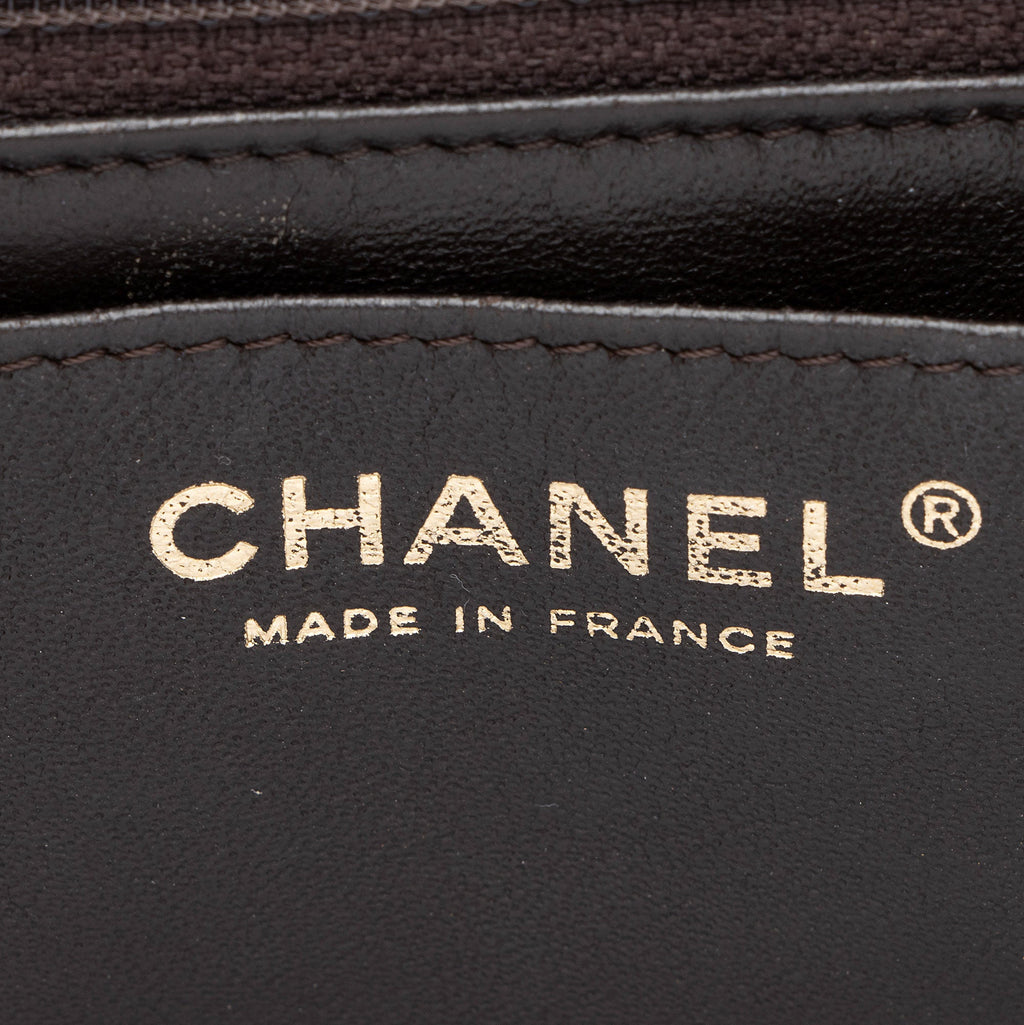 Chanel Caviar Leather Classic Maxi Single Flap Bag