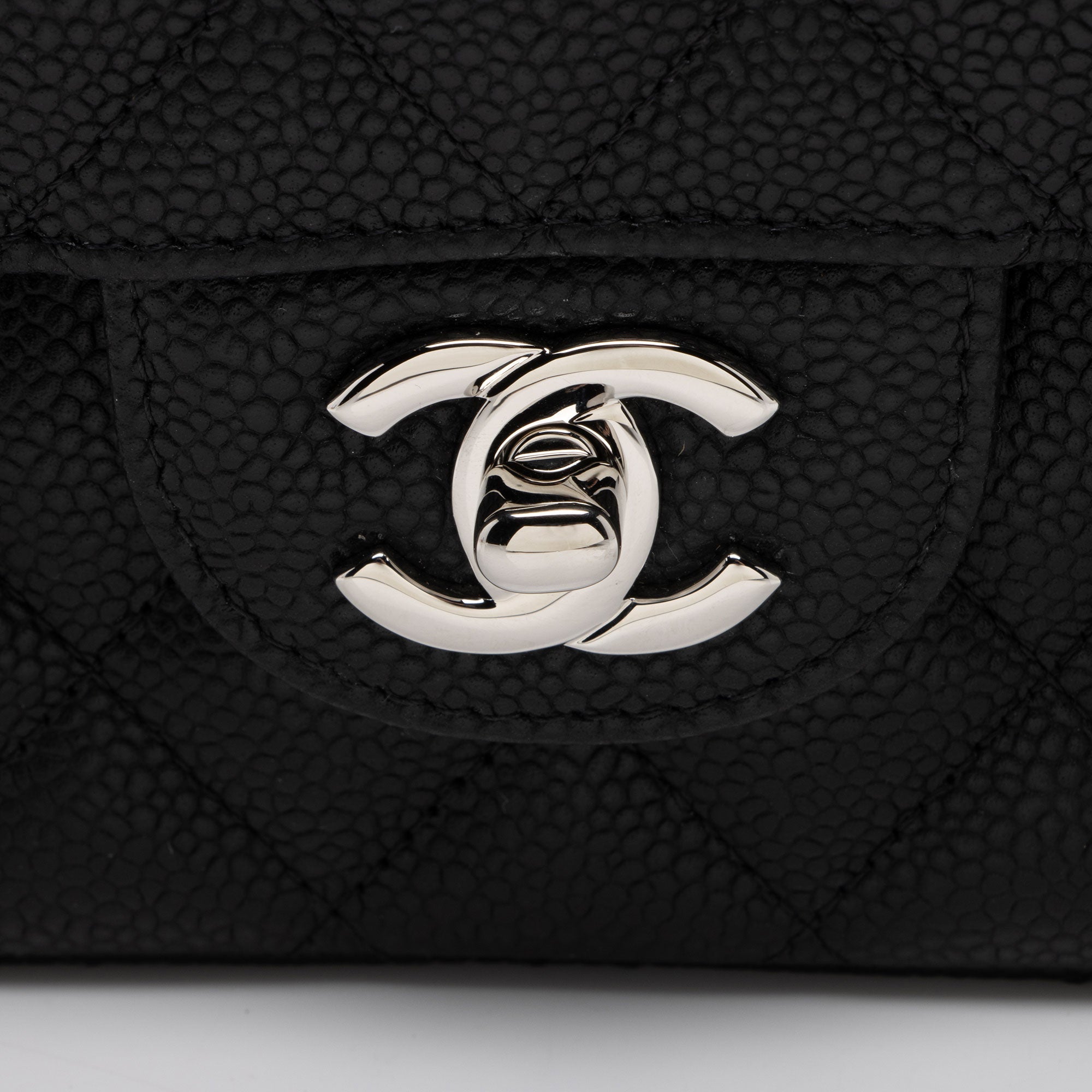 Chanel Caviar Leather Classic Medium Double Flap Bag (SHF-j9HEHj)